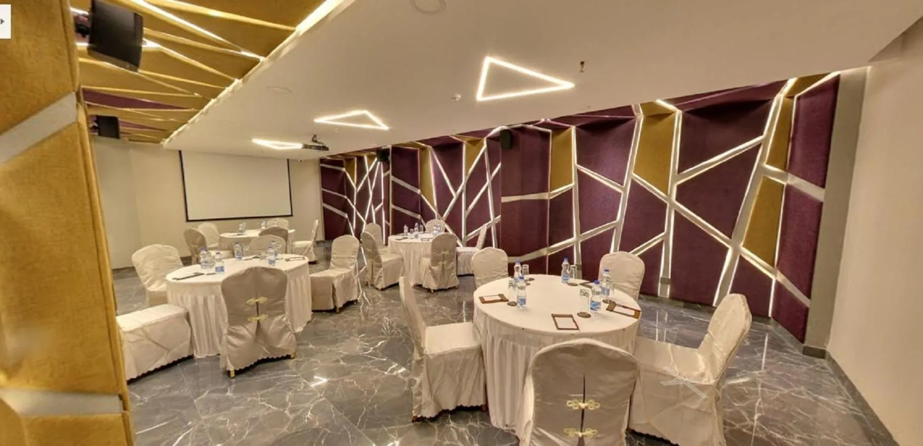 Banquet/Function facilities in Regenta Central Antarim Ahmedabad