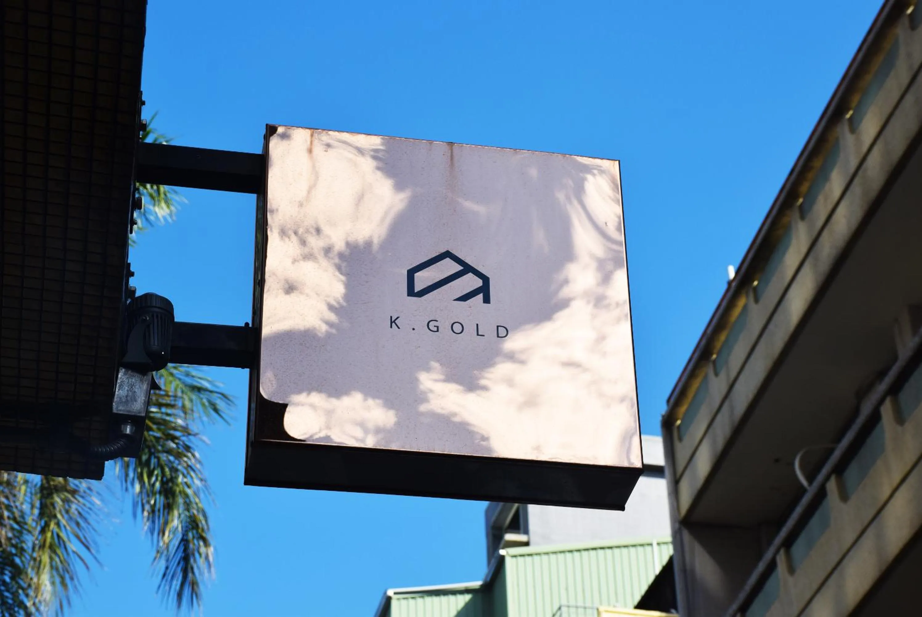 Property building in K. Gold