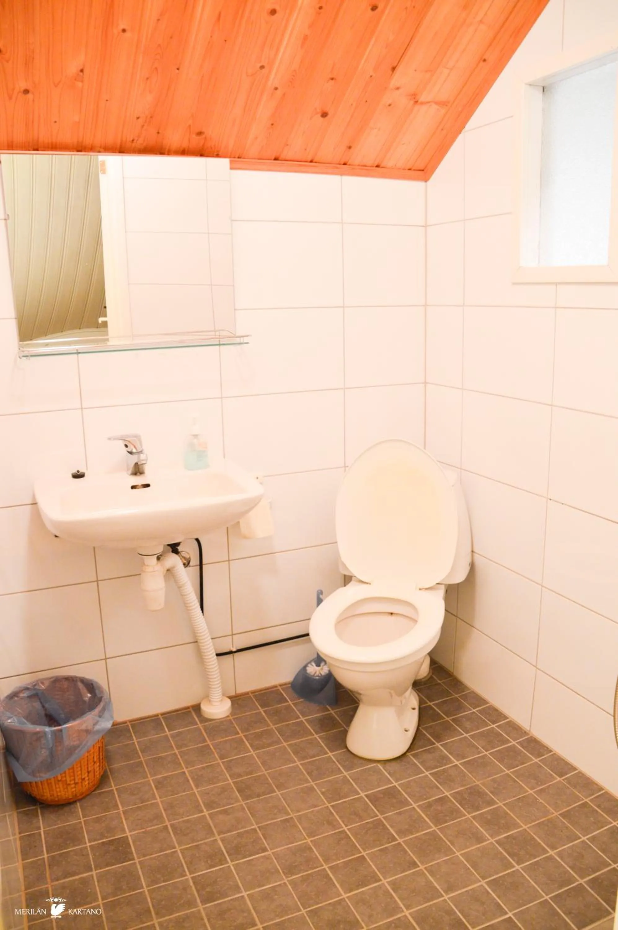 Bathroom in Merilän Kartano