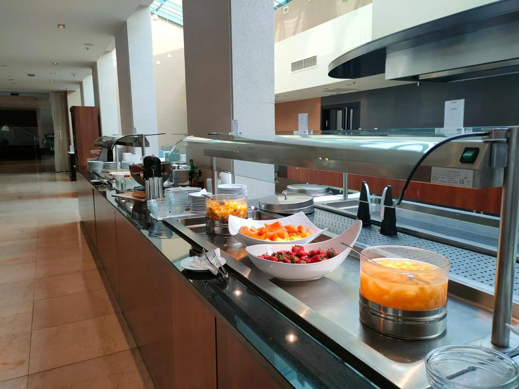 Restaurant/places to eat in Admiral Grand Hotel