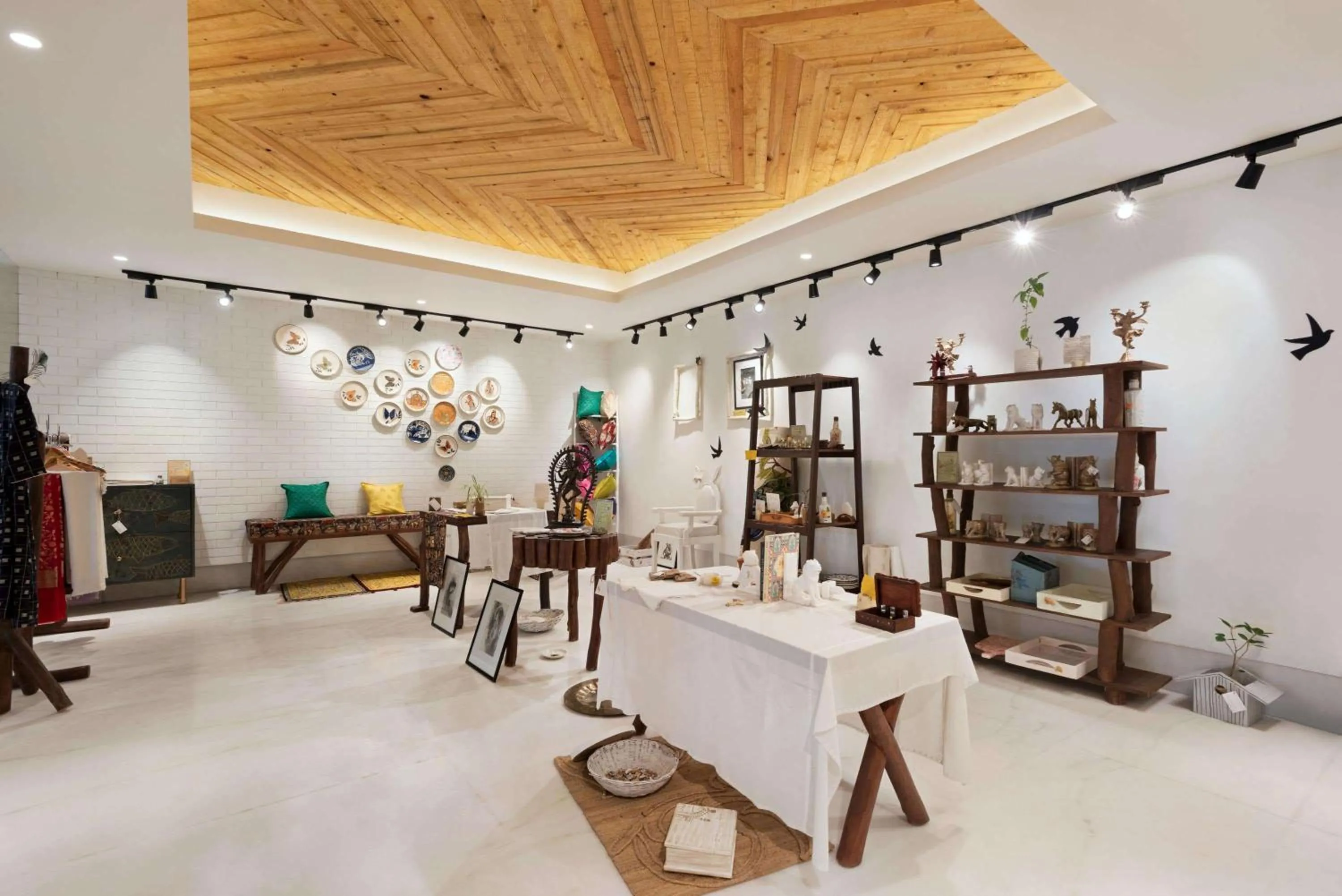 On-site shops in Ramada by Wyndham Lucknow Hotel and Convention Center