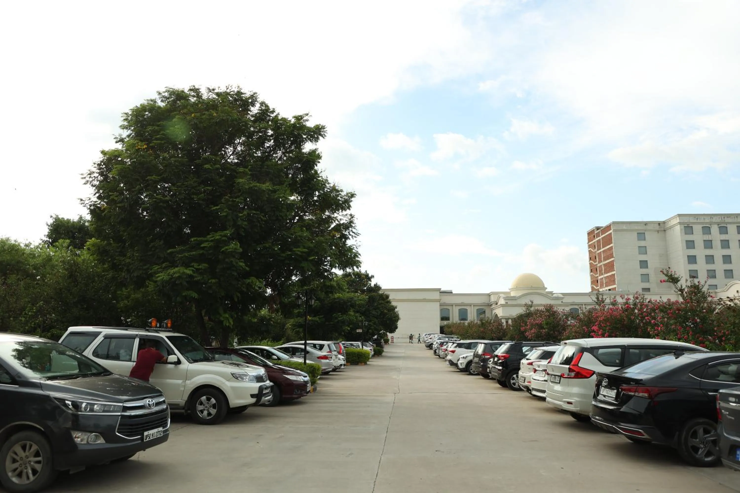 Parking in Ramada by Wyndham Lucknow Hotel and Convention Center