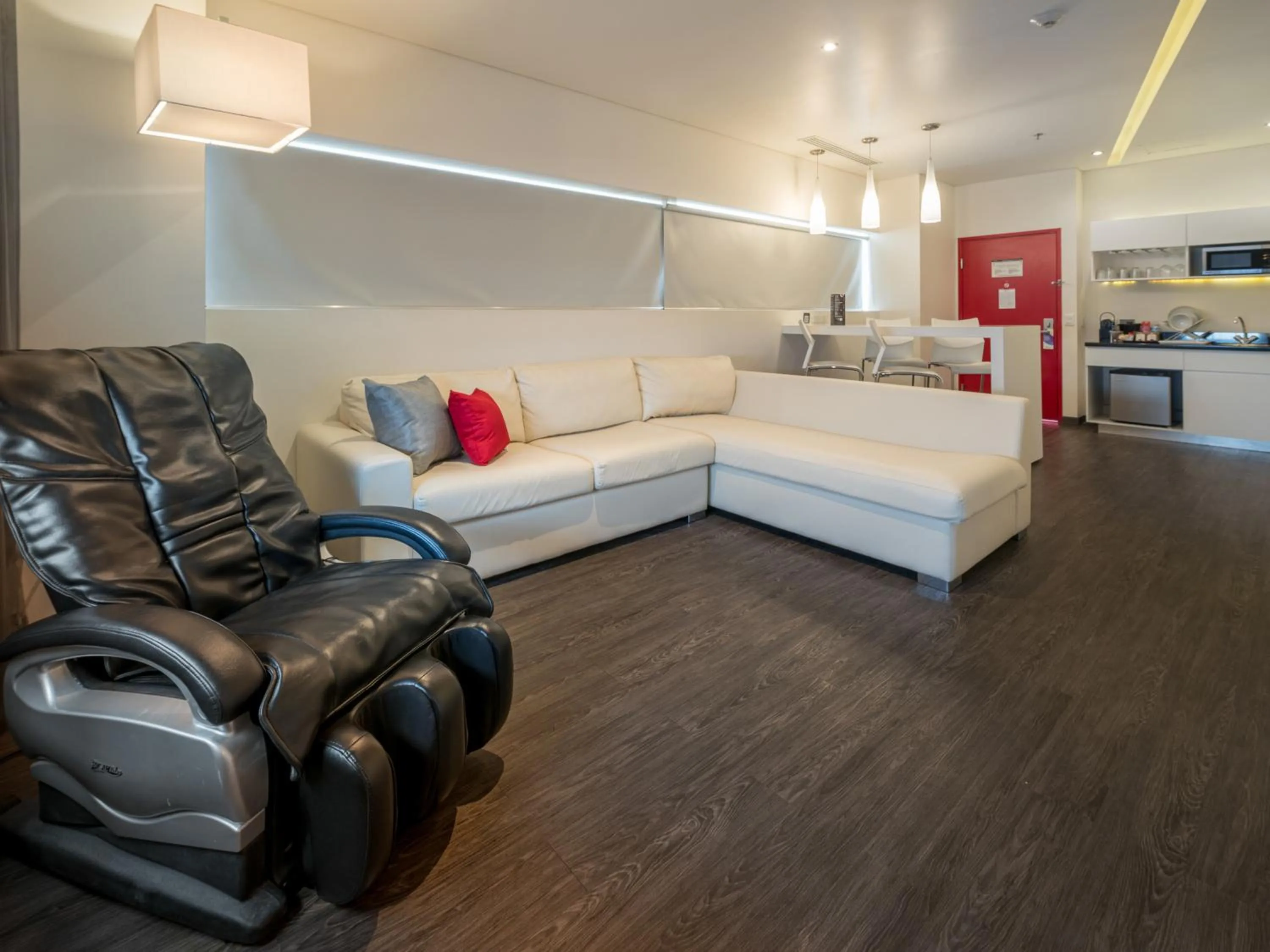 Bedroom in Ramada Encore by Wyndham Puebla