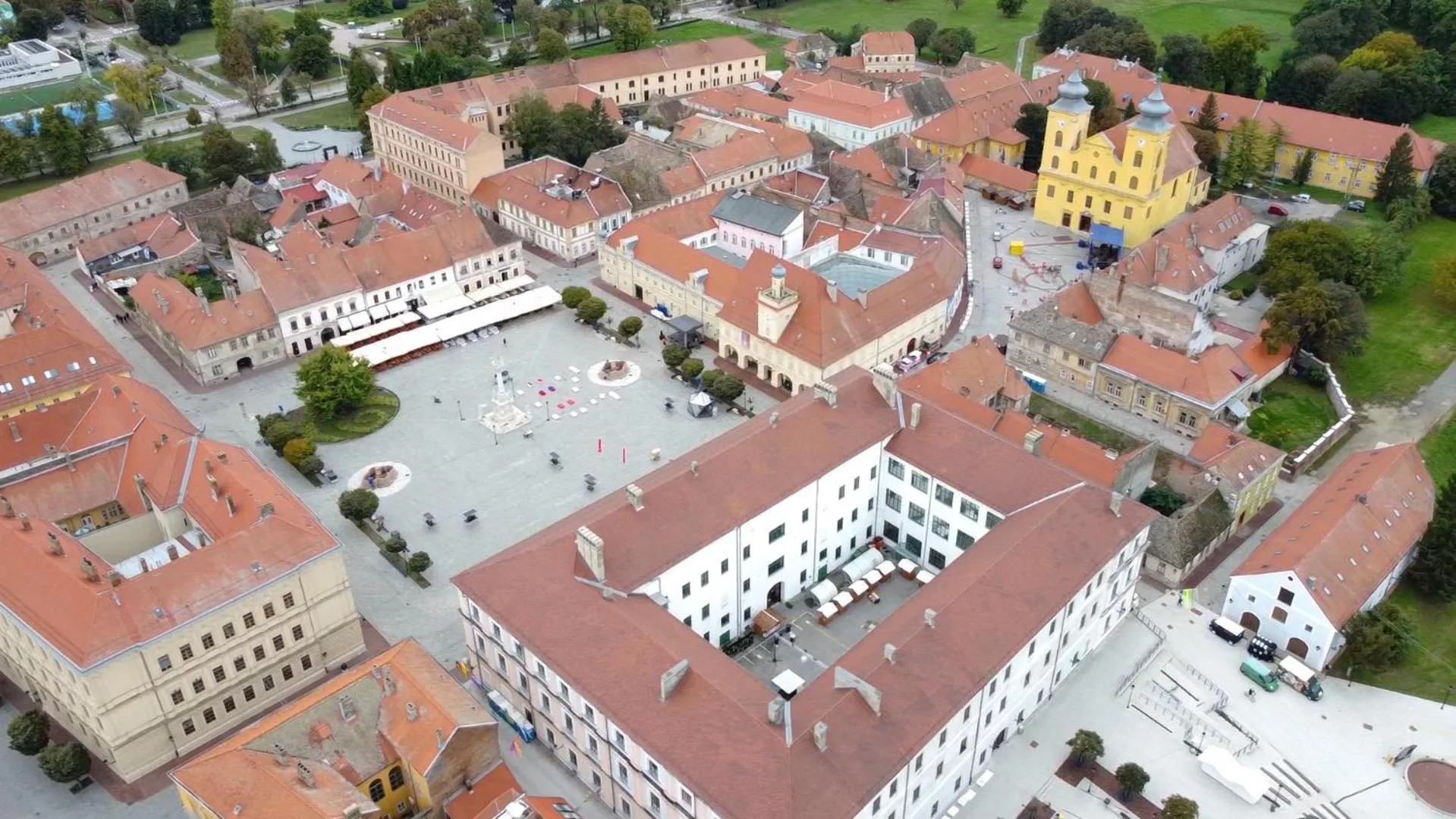 Neighbourhood in Maksimilian Osijek