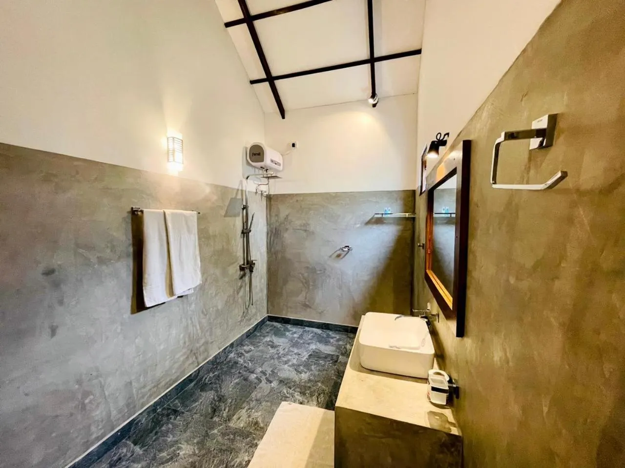 Bathroom in The Countryside Udawalawe