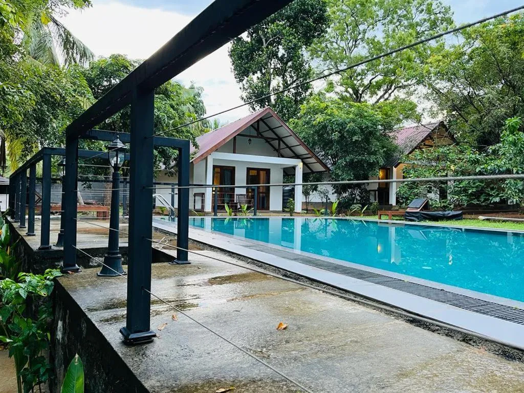 Pool view in The Countryside Udawalawe