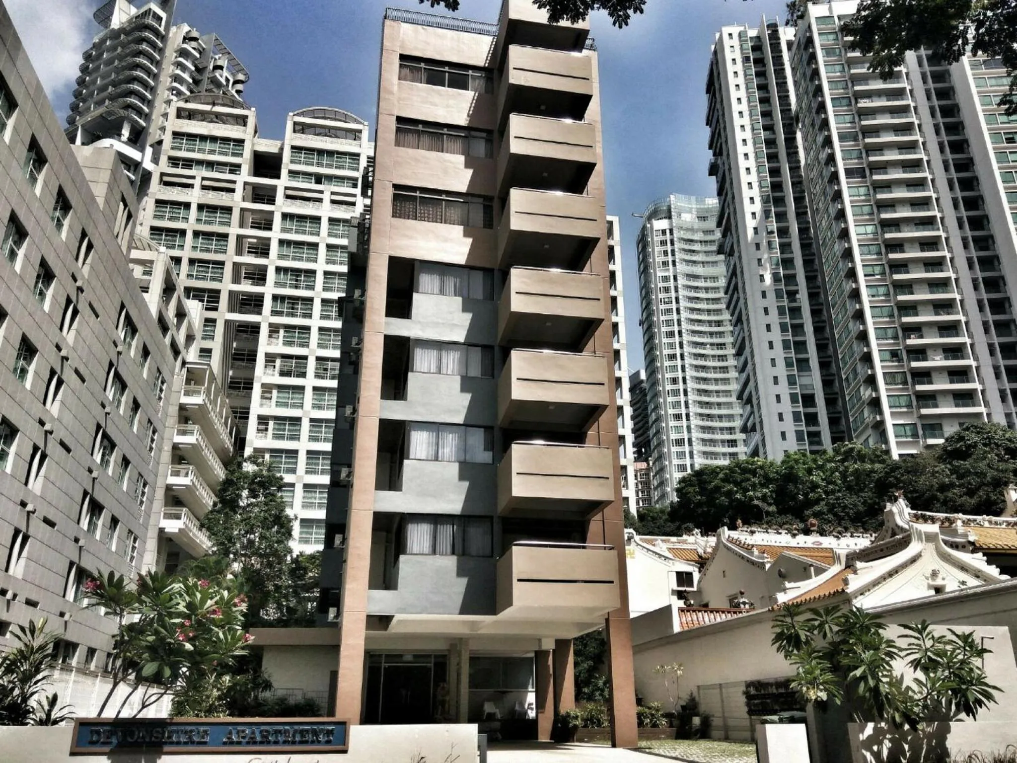 Facade/entrance in Greatwood Residence at Devonshire