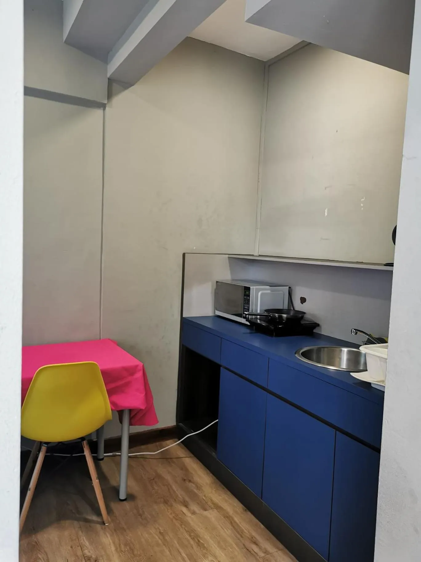 Kitchen or kitchenette in Greatwood Residence at Devonshire