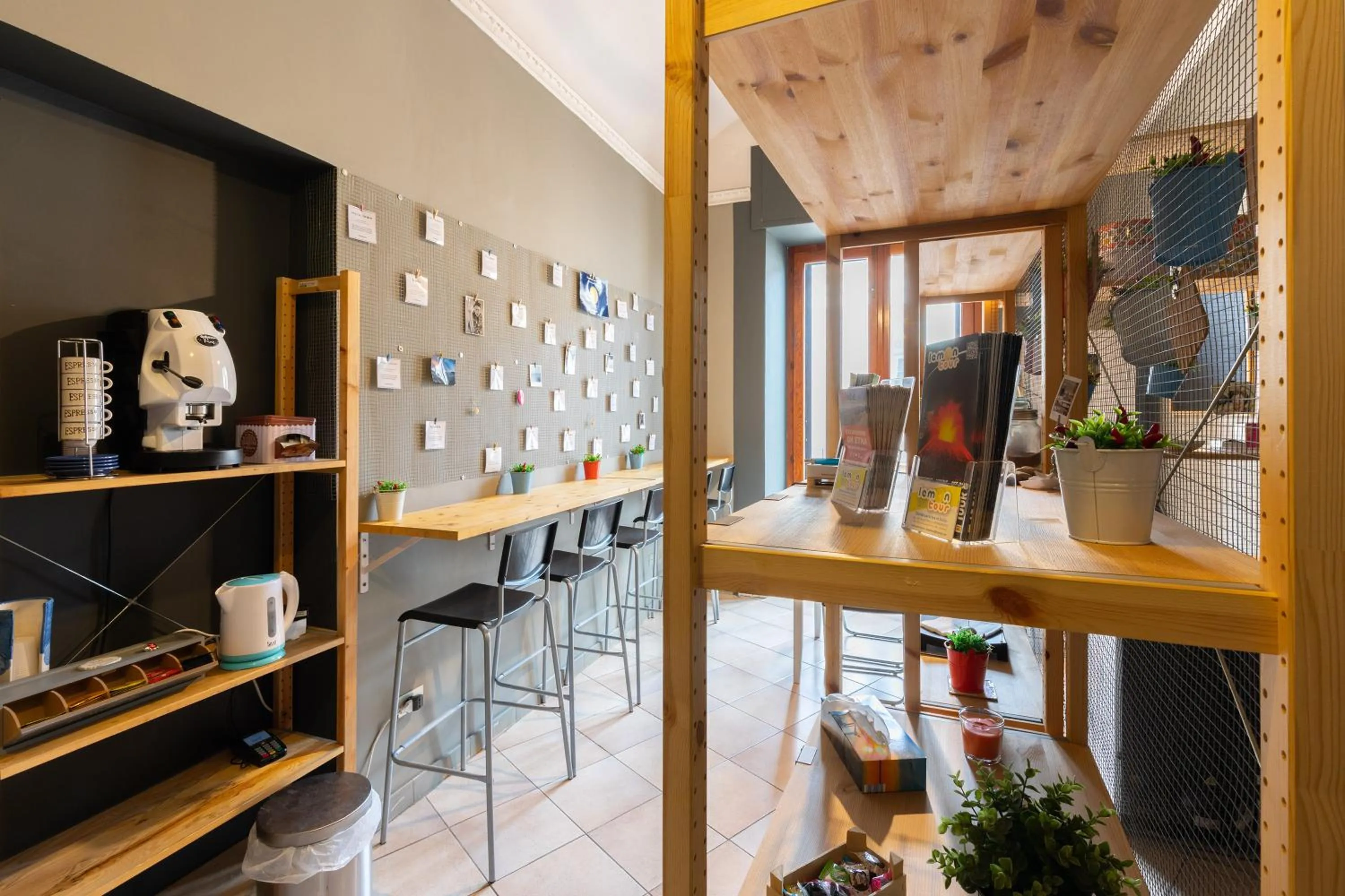 Communal lounge/ TV room in Terrazza Santa Chiara