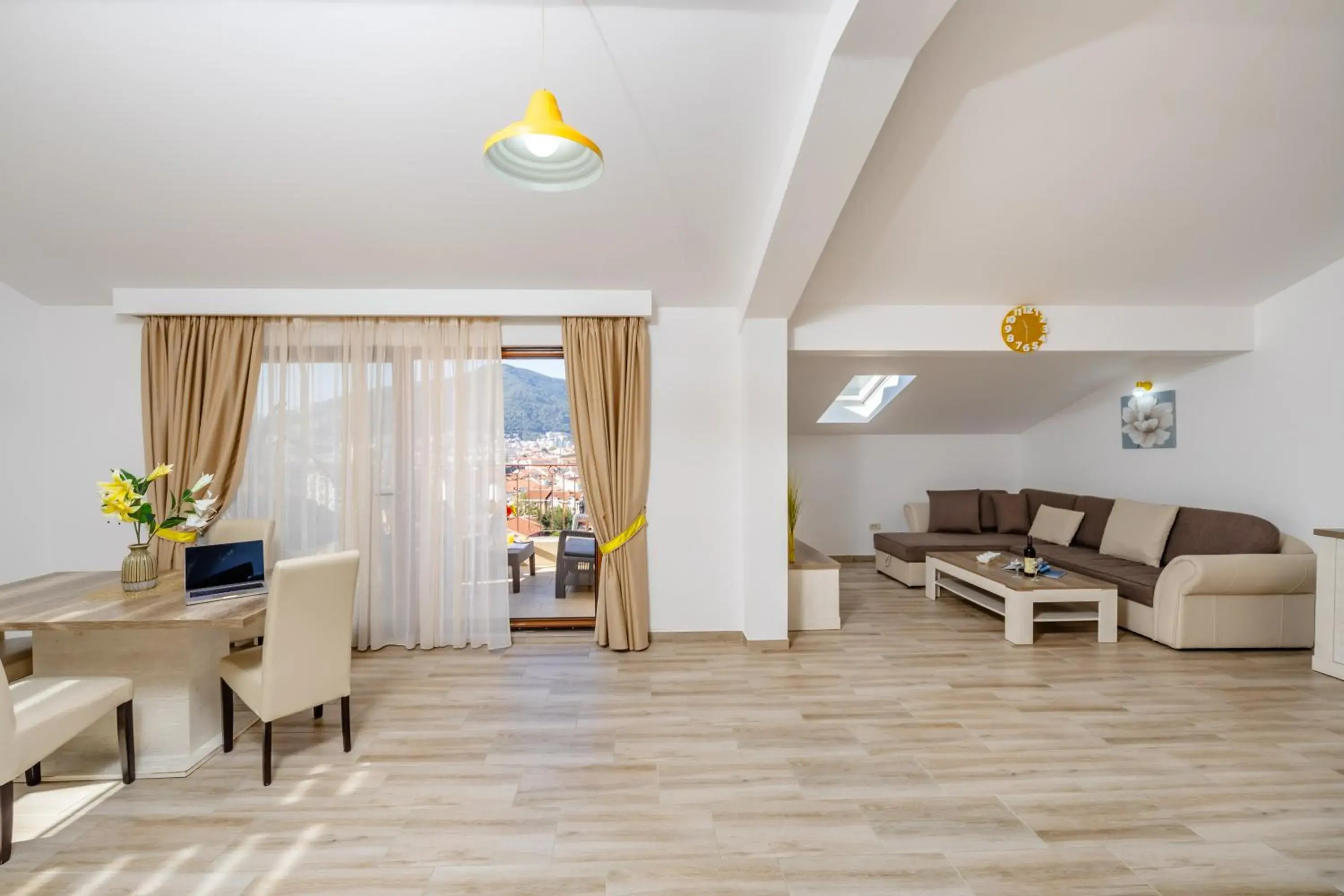 Deluxe Apartment with Sea View in Arvala Apartments Deluxe Apartment with Sea View in Arvala Apartments