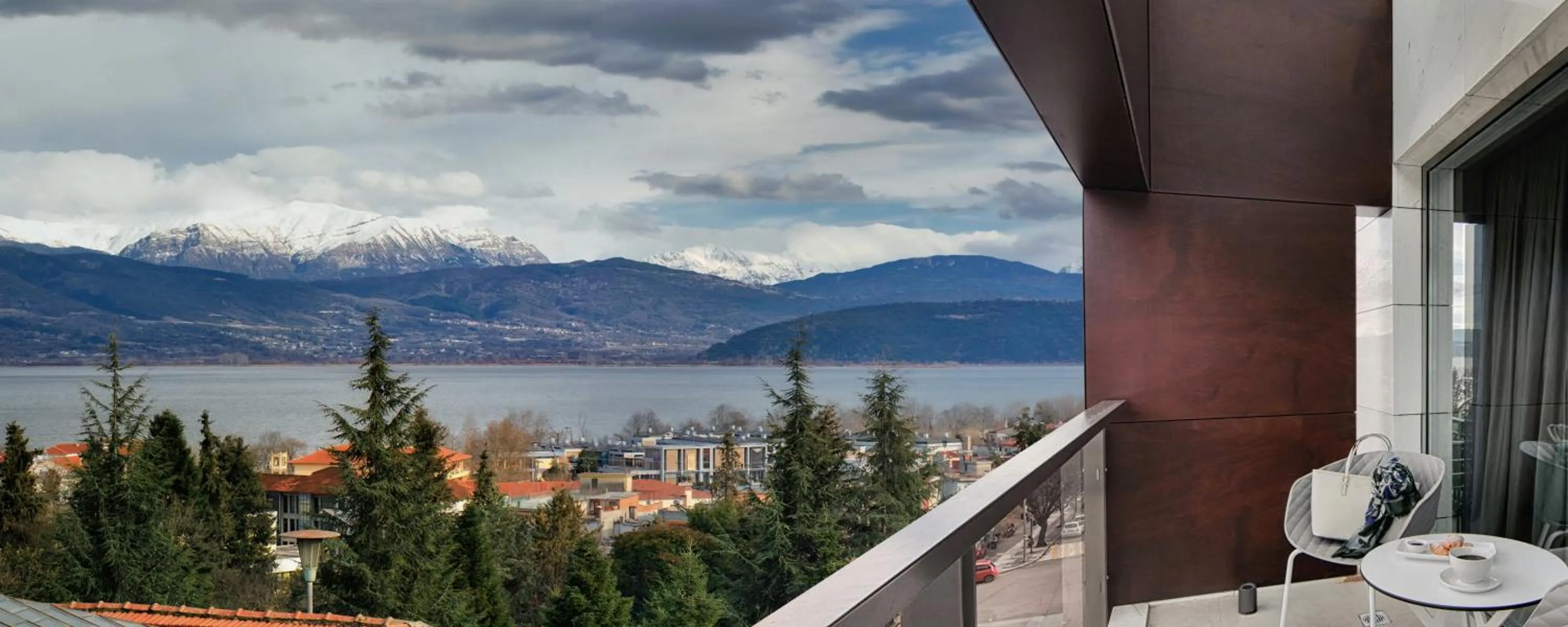 Lake view in SAZ City Life Boutique Hotel