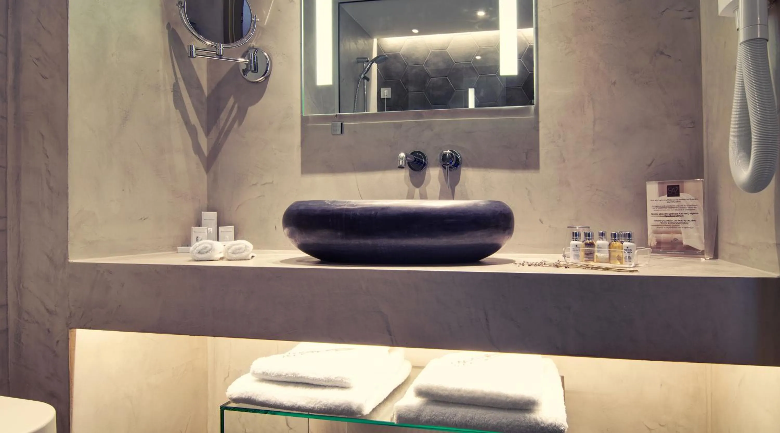 Bathroom in SAZ City Life Boutique Hotel