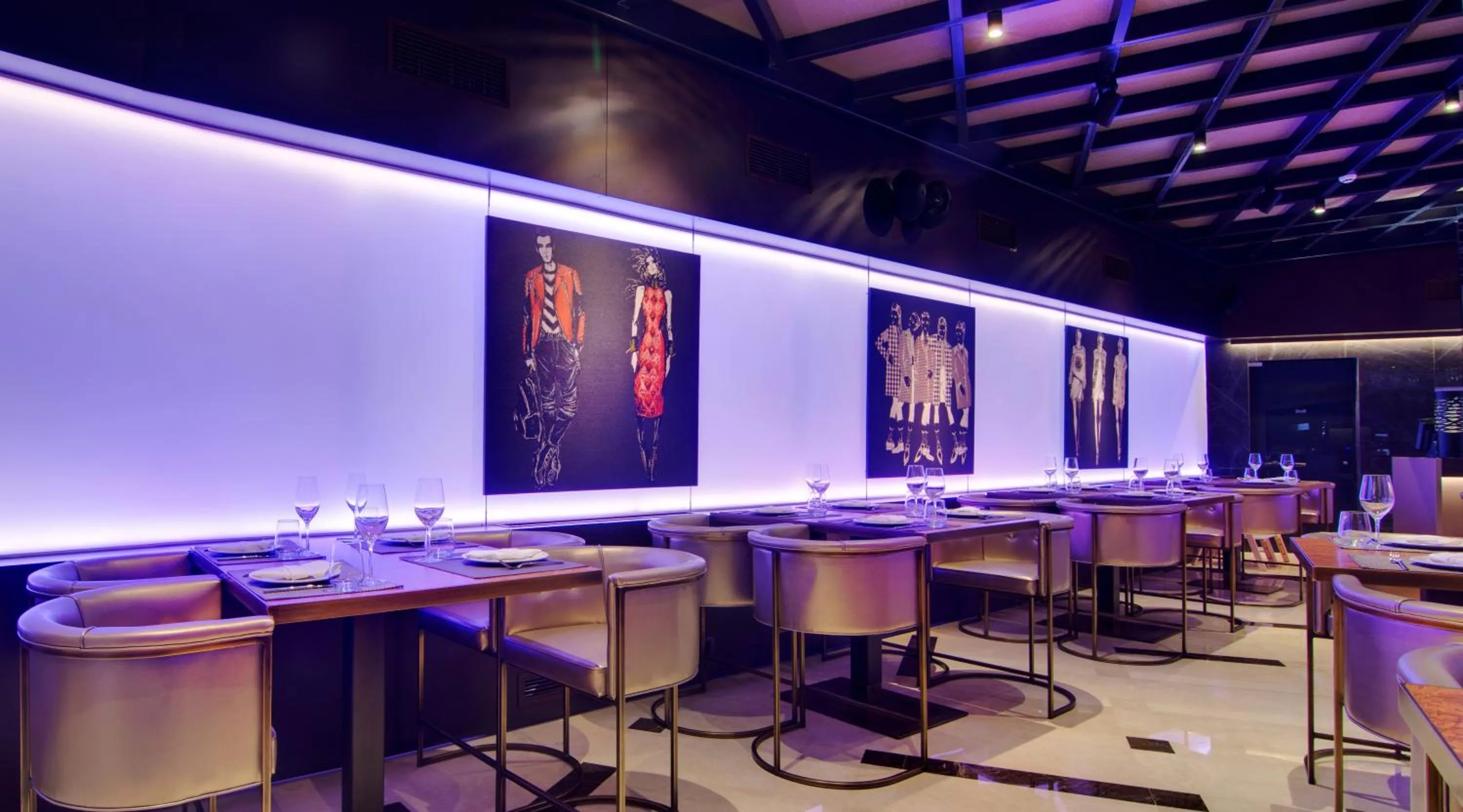 Restaurant/places to eat in SAZ City Life Boutique Hotel