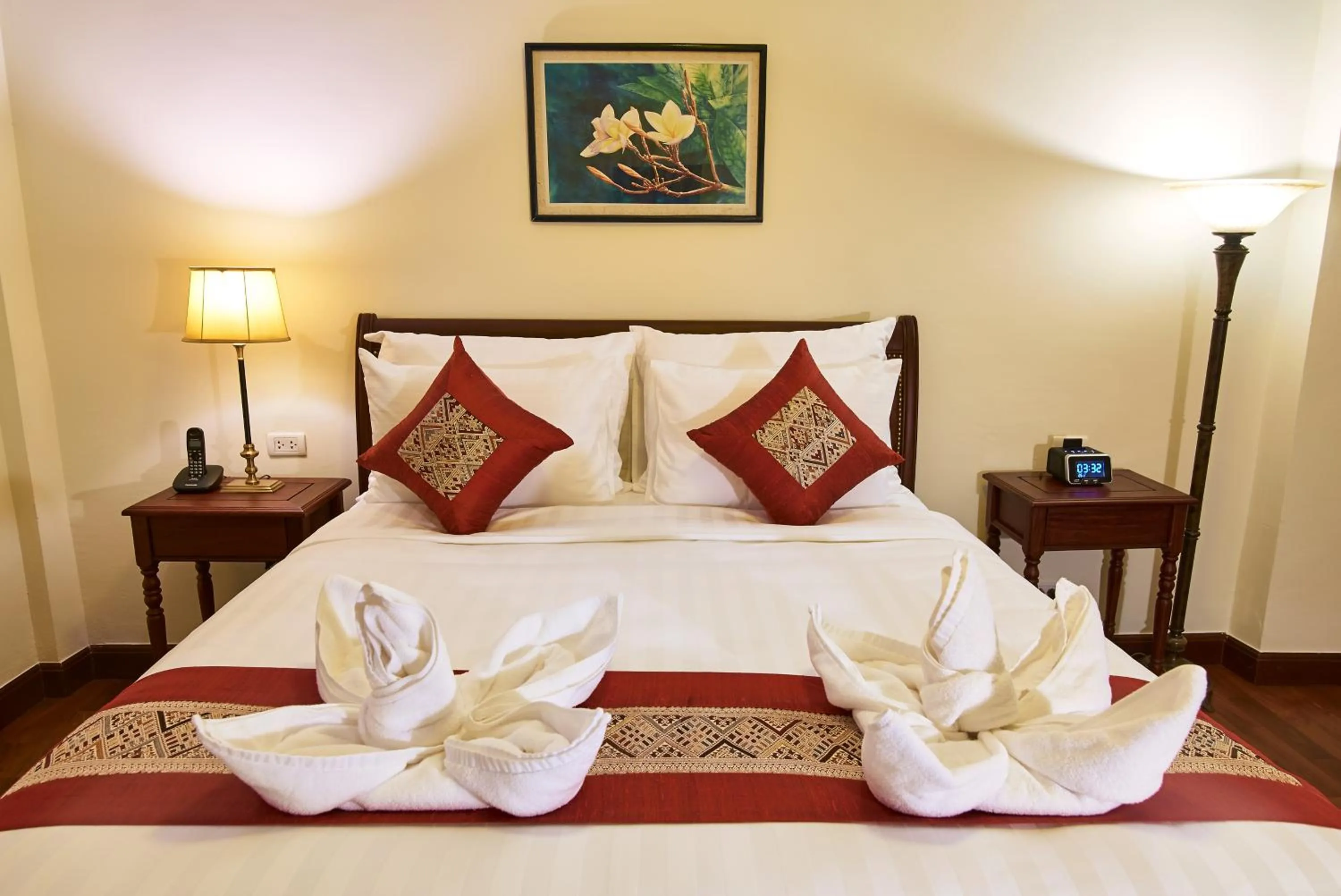 Bedroom, Bed in Phasouk Vien Chantra Hotel