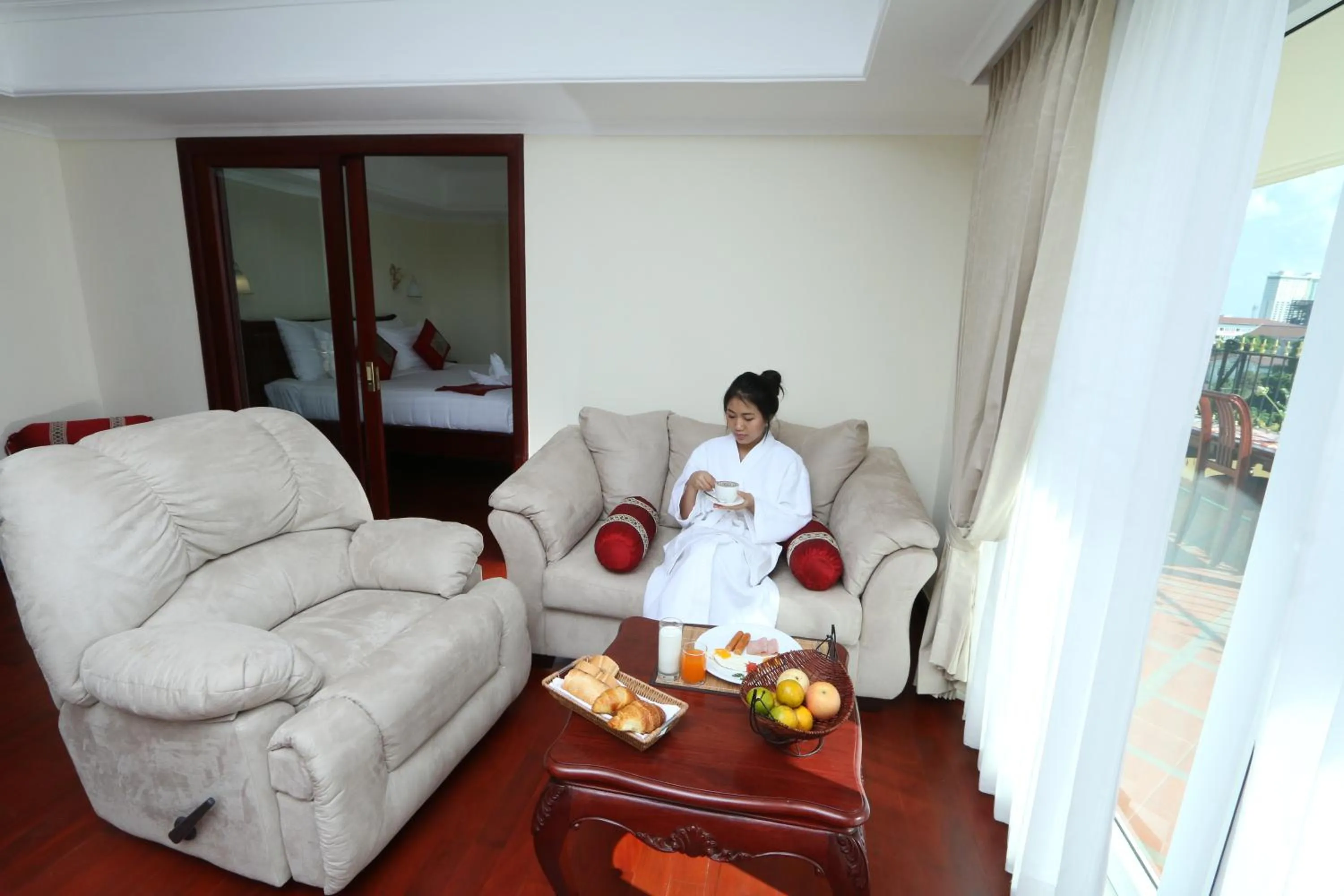 Guests in Phasouk Vien Chantra Hotel