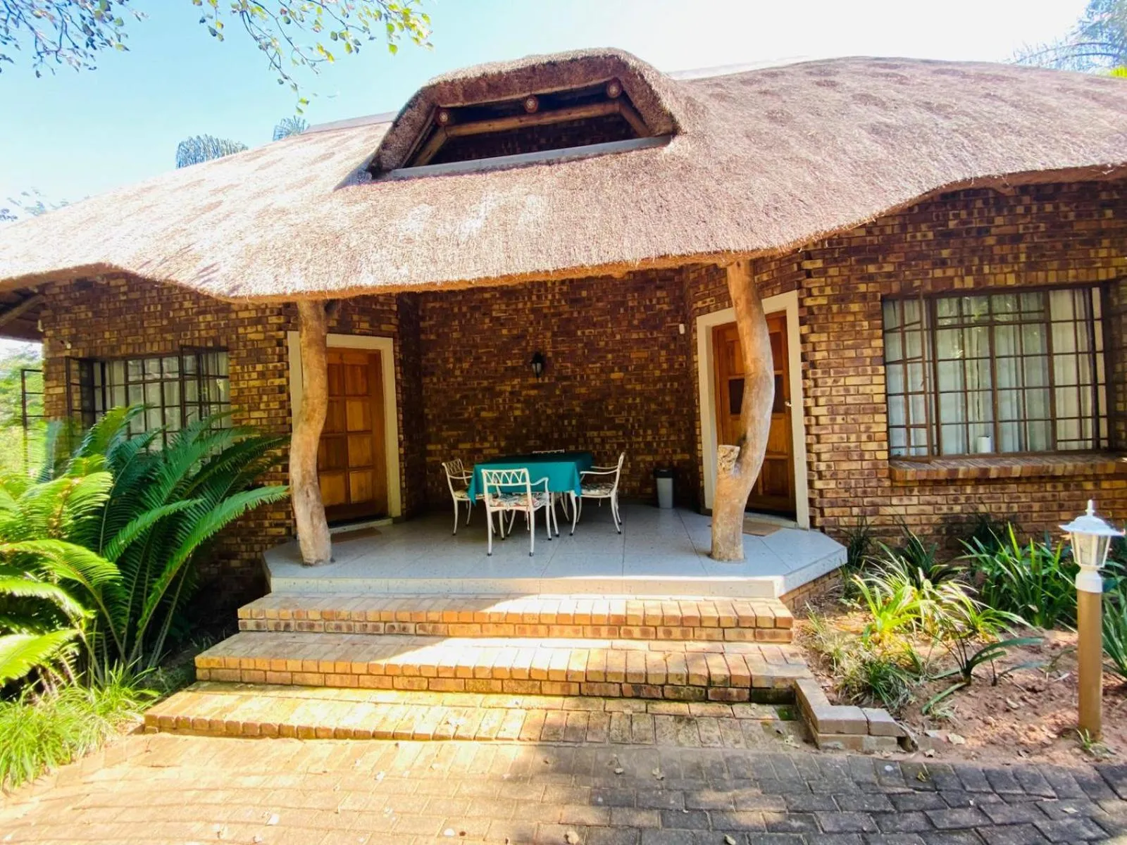 Patio in Shingalana Guest Lodge