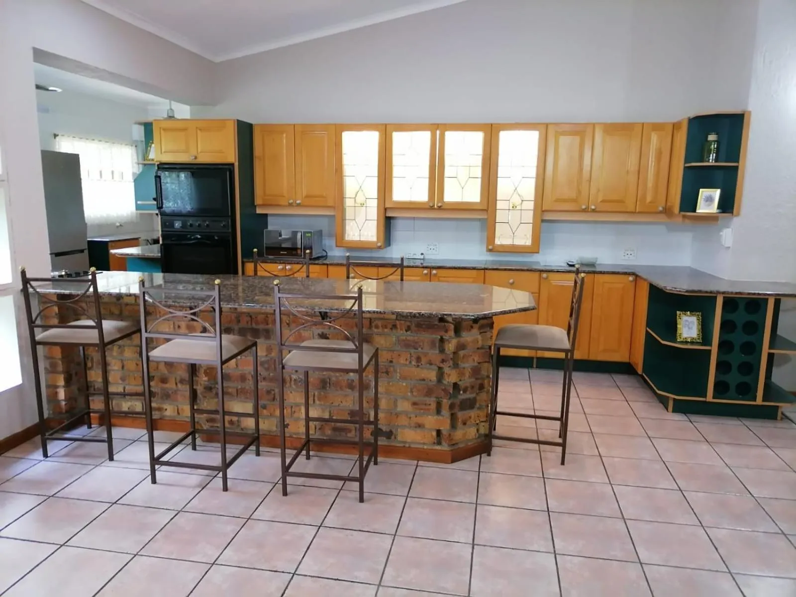 Kitchen or kitchenette in Shingalana Guest Lodge