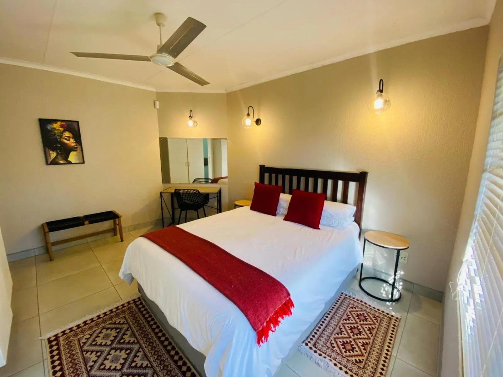 Bed in Shingalana Guest Lodge