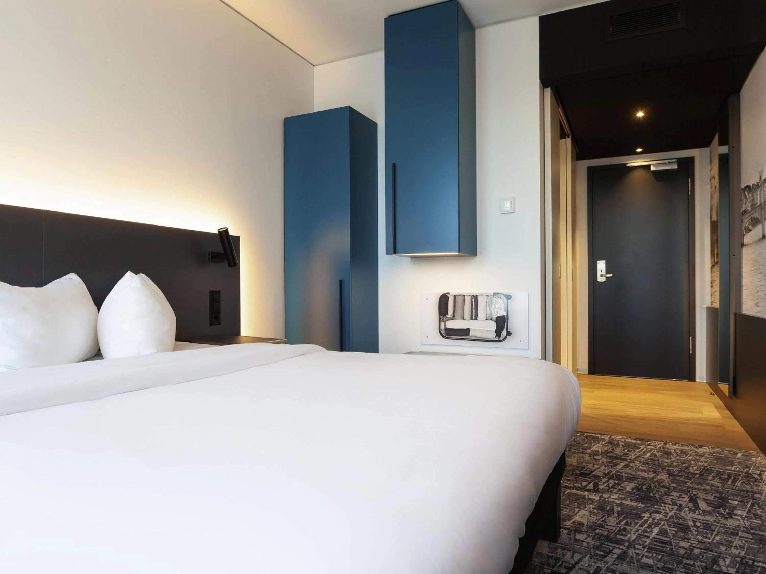 Bedroom, Bed in ibis Styles Basel City