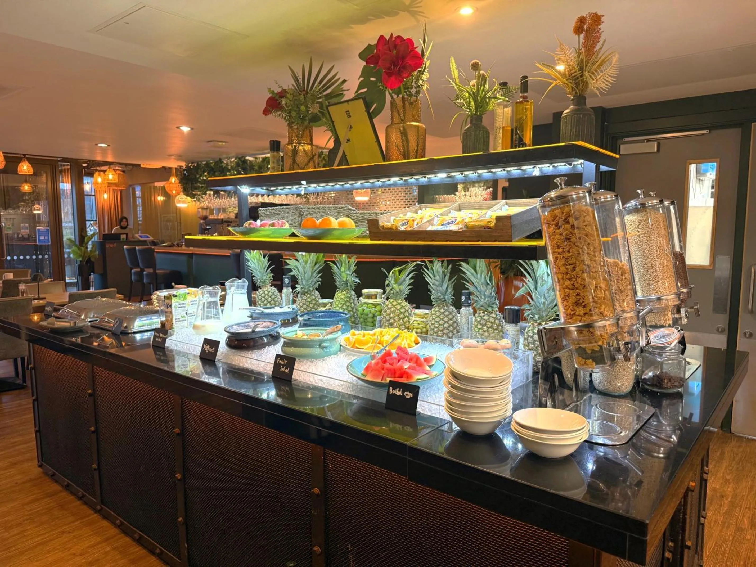 Breakfast in ibis Styles Leeds City Centre Arena