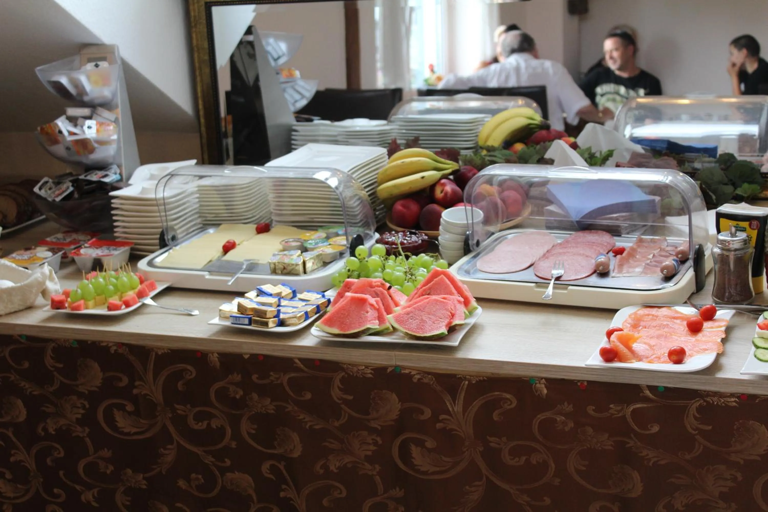 Food and drinks in Hotel Gardenia