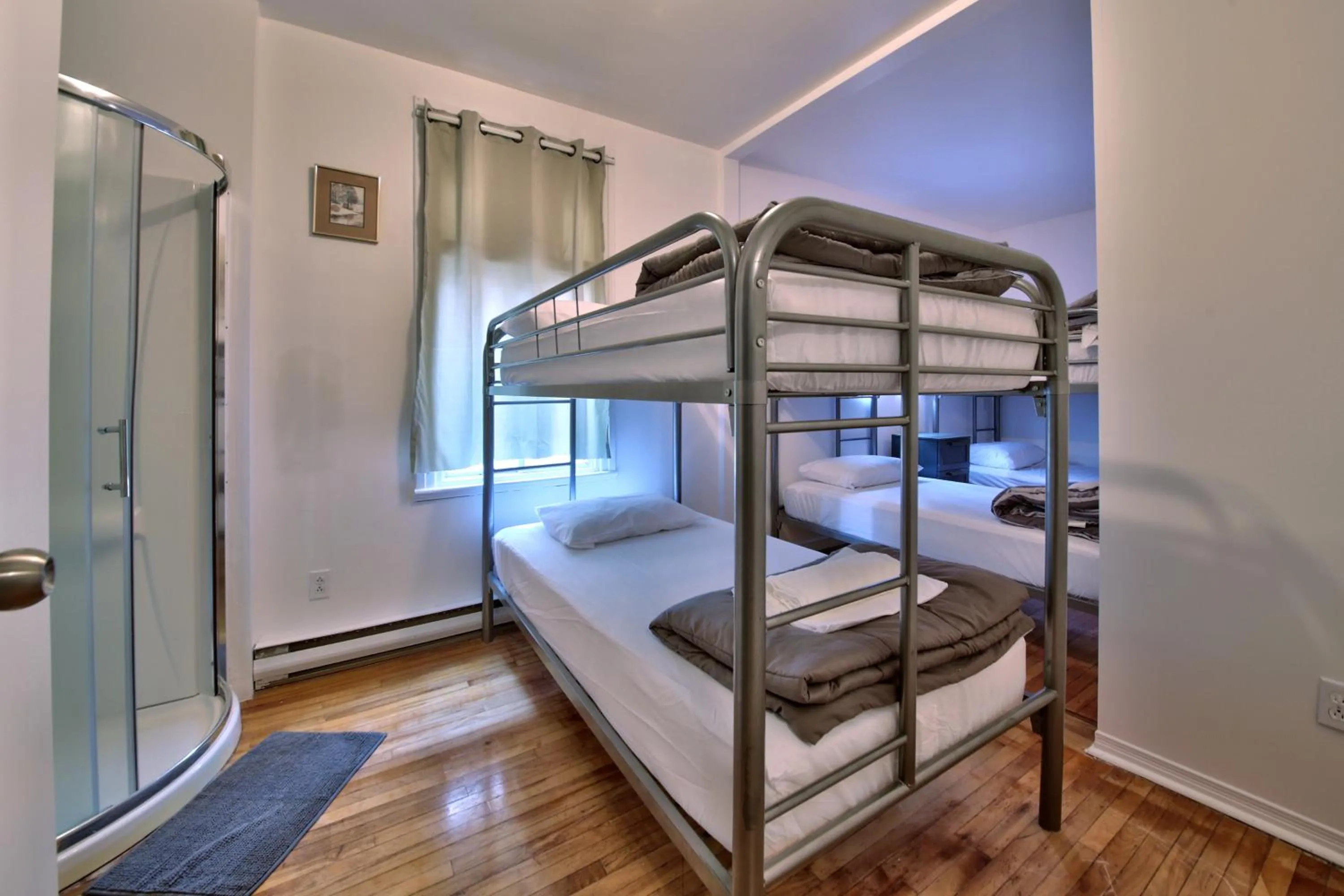 Bed in Hotel Mini Inc