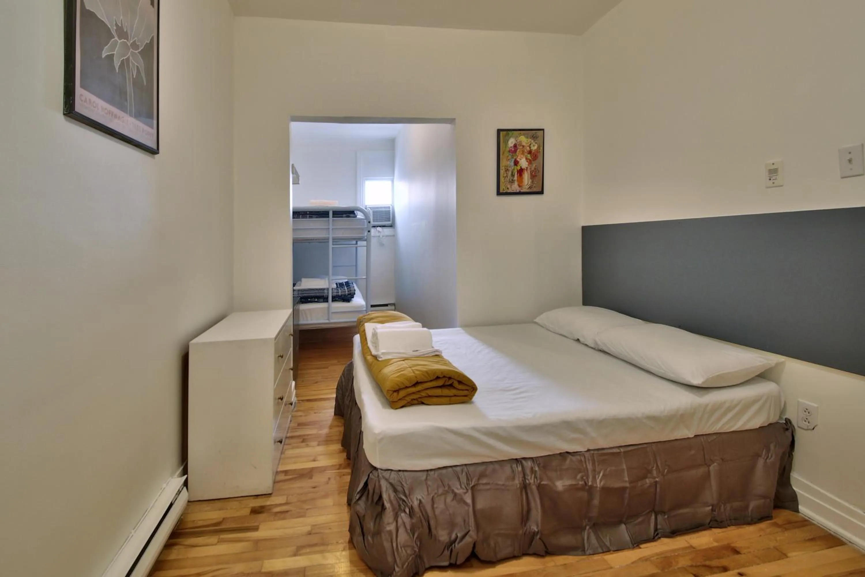 Bed in Hotel Mini Inc