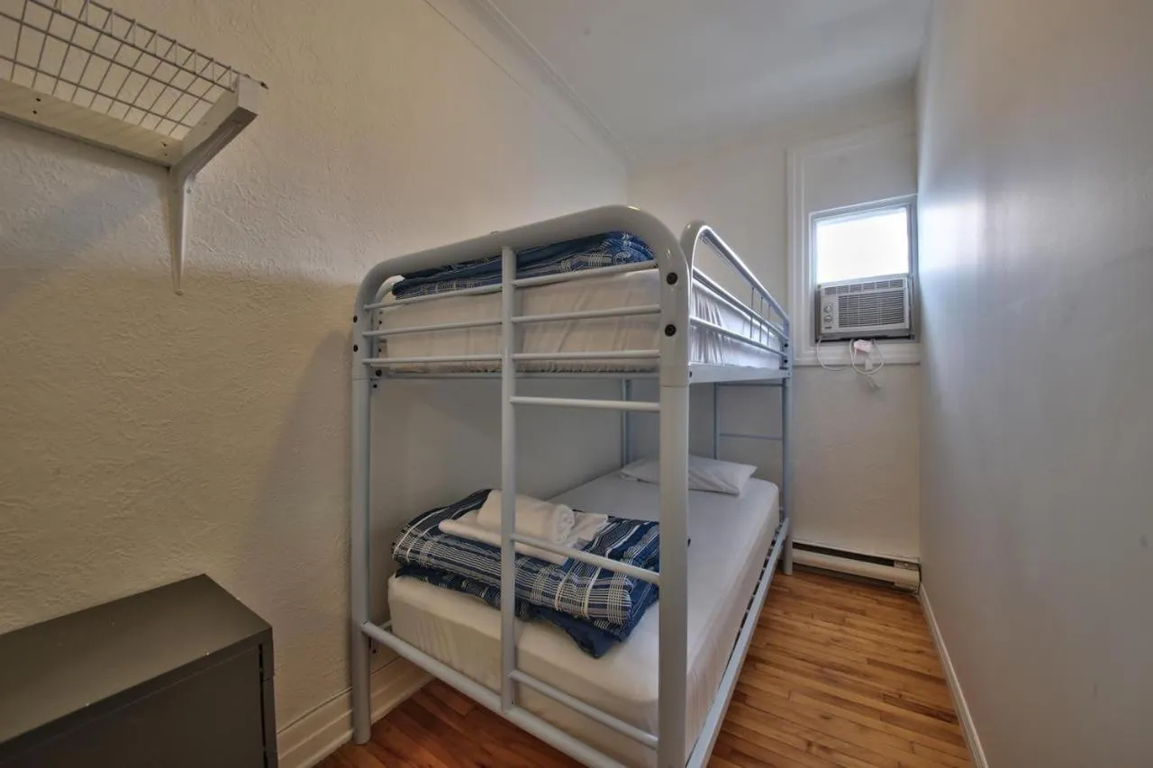 Bed in Hotel Mini Inc