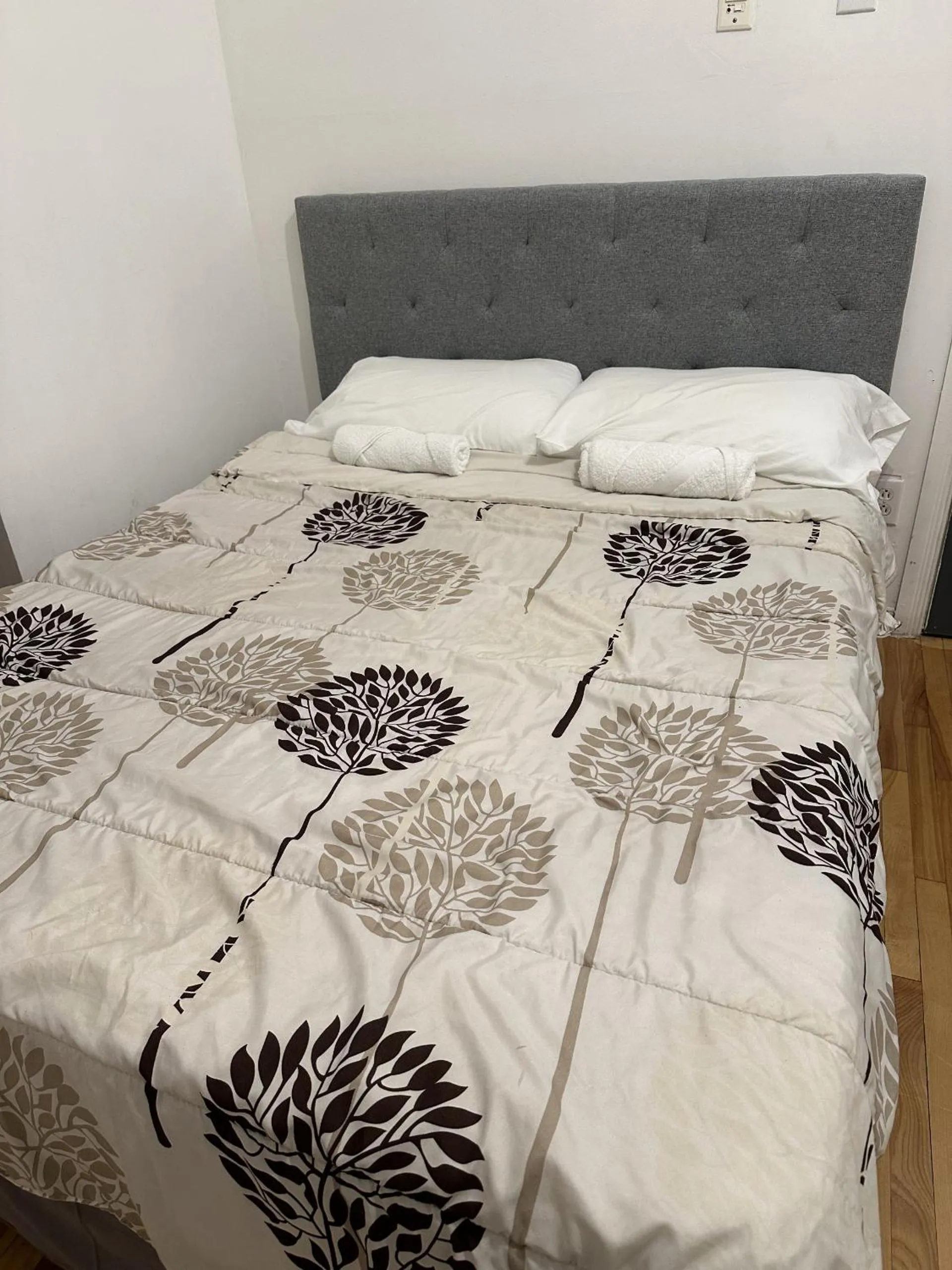 Bed in Hotel Mini Inc