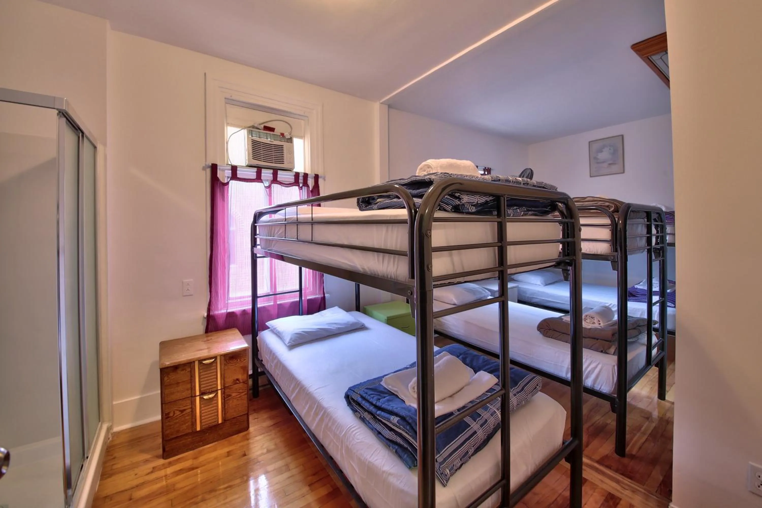 Bed in Hotel Mini Inc