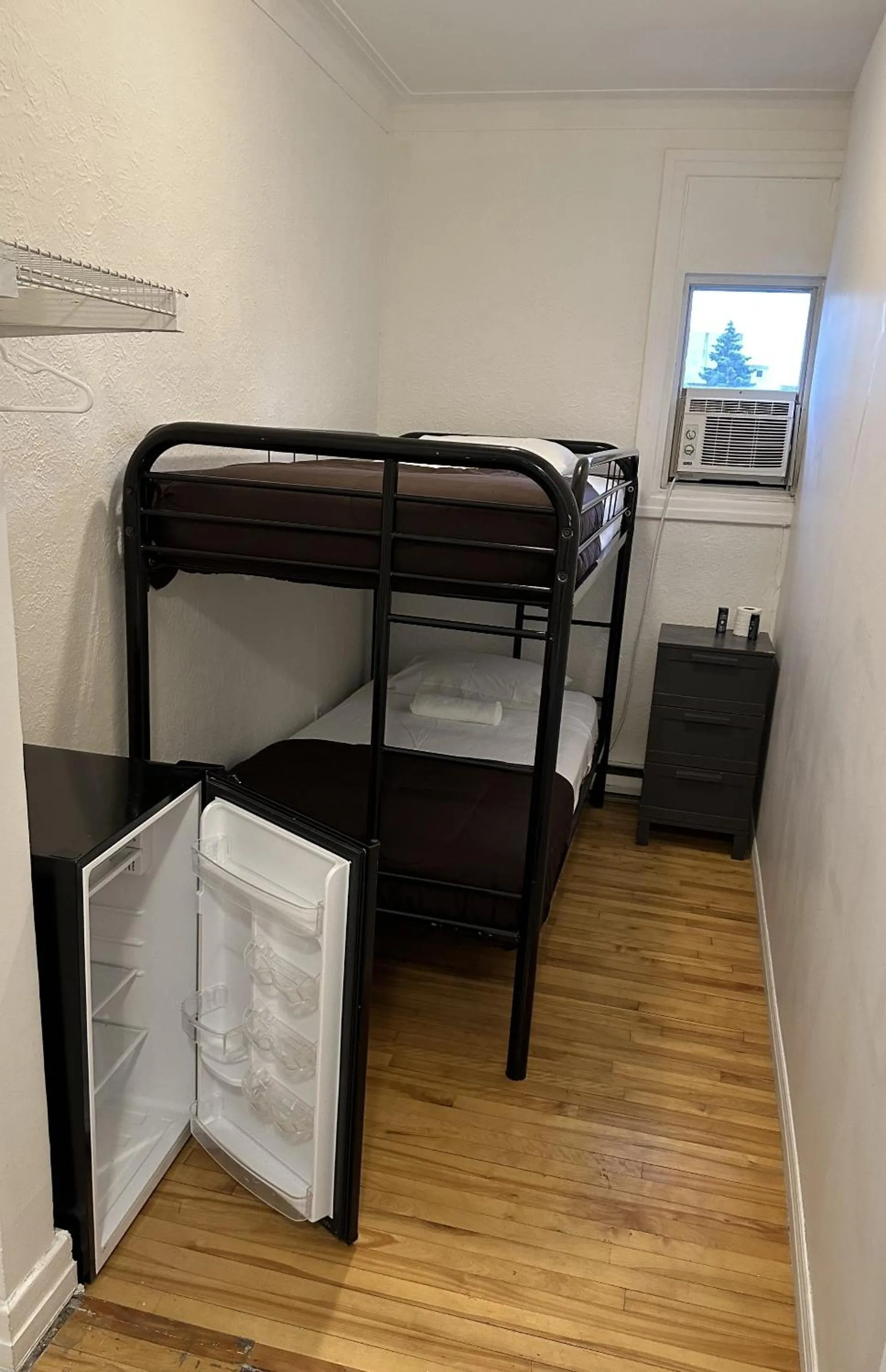 Bed in Hotel Mini Inc