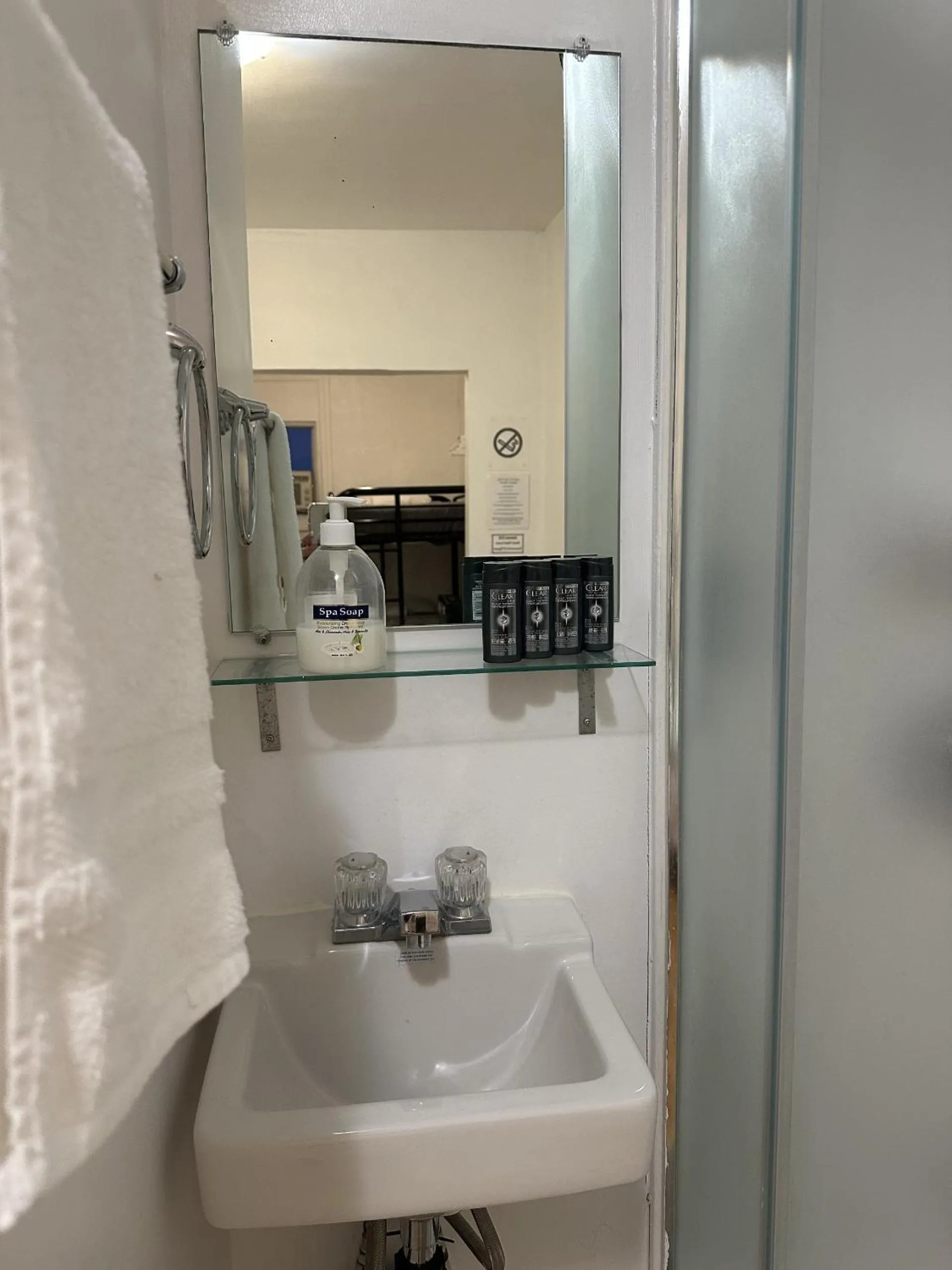 Hotel Mini Inc