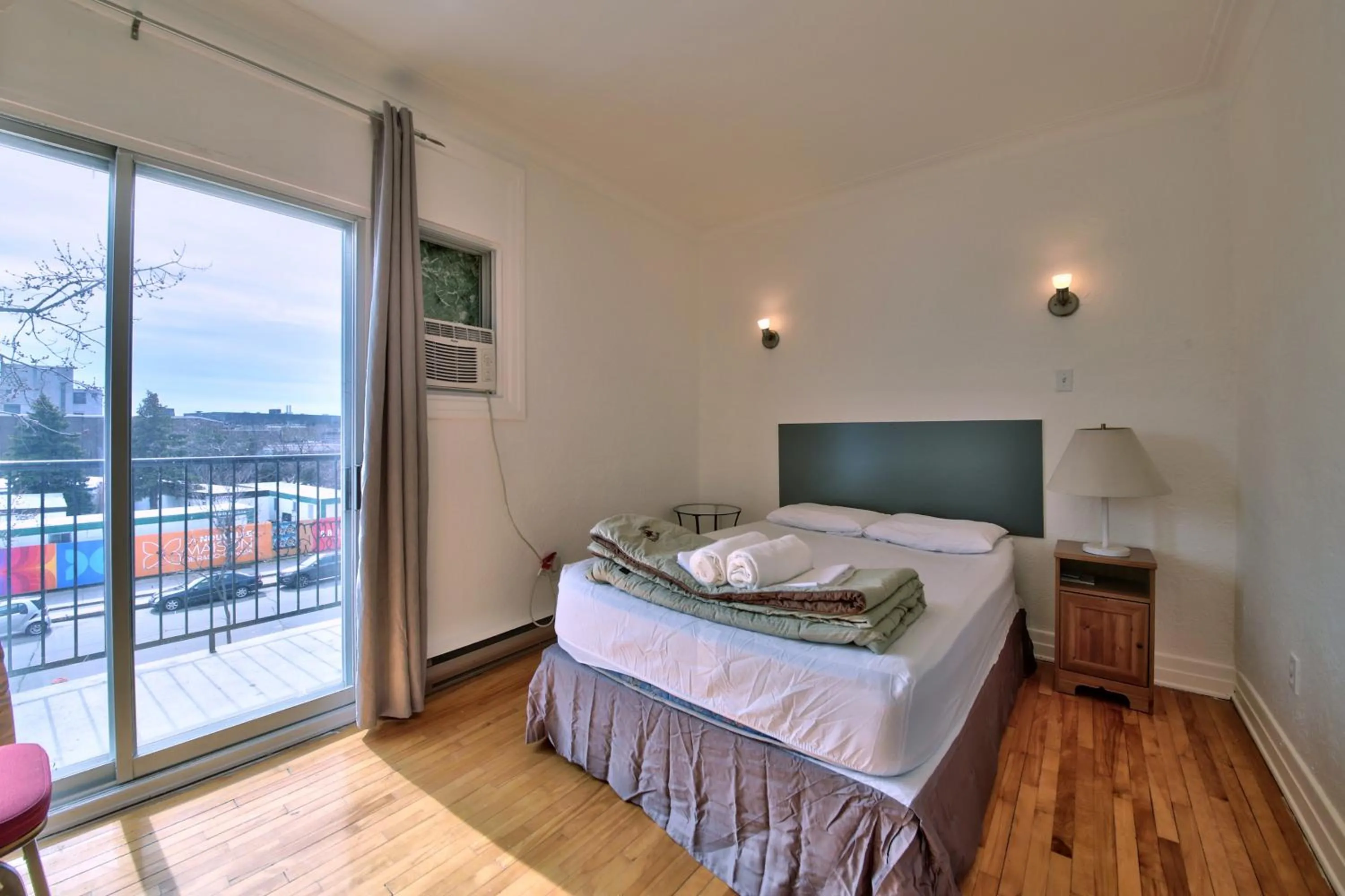 Bed in Hotel Mini Inc