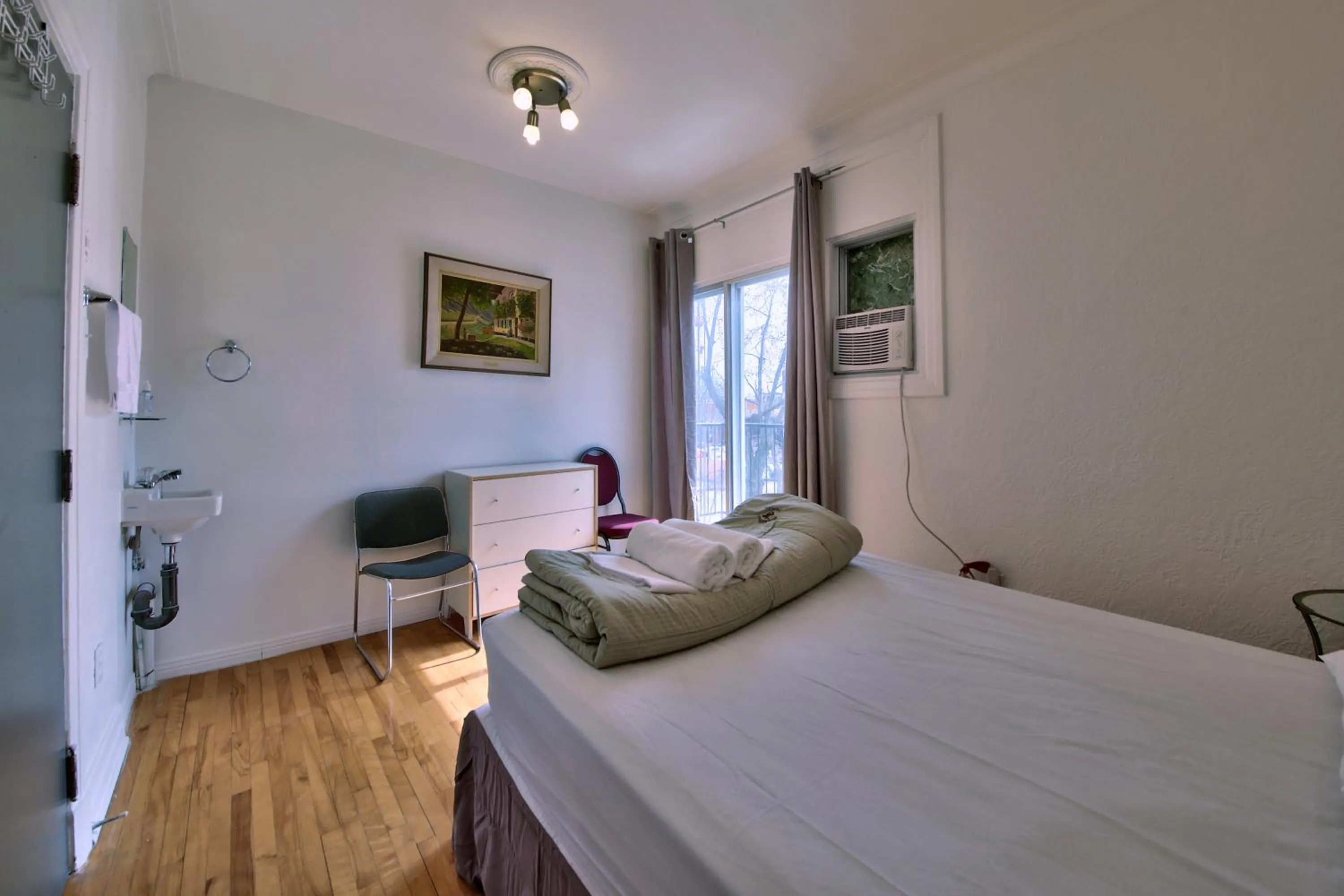 Bed in Hotel Mini Inc