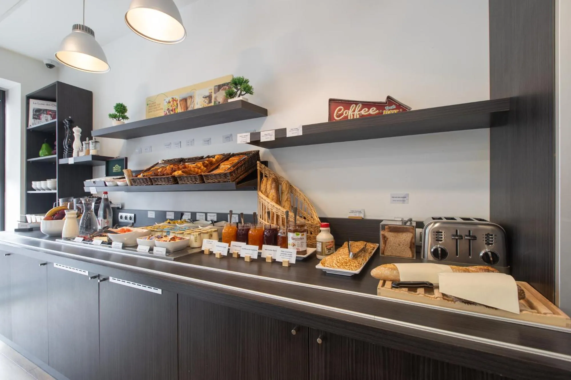 Food in Campanile Metz Centre - Gare