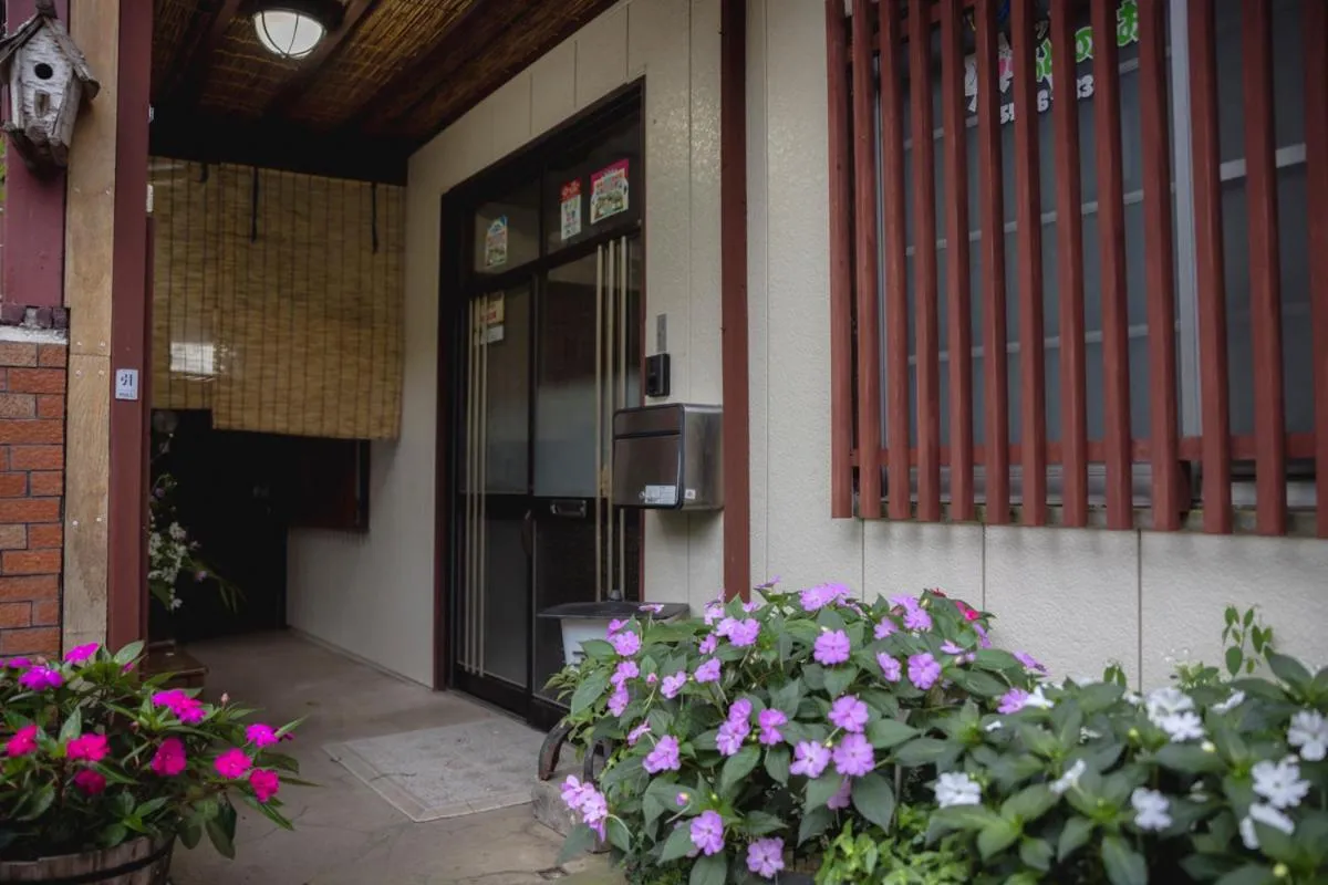 Property building in Lodge Amenouo