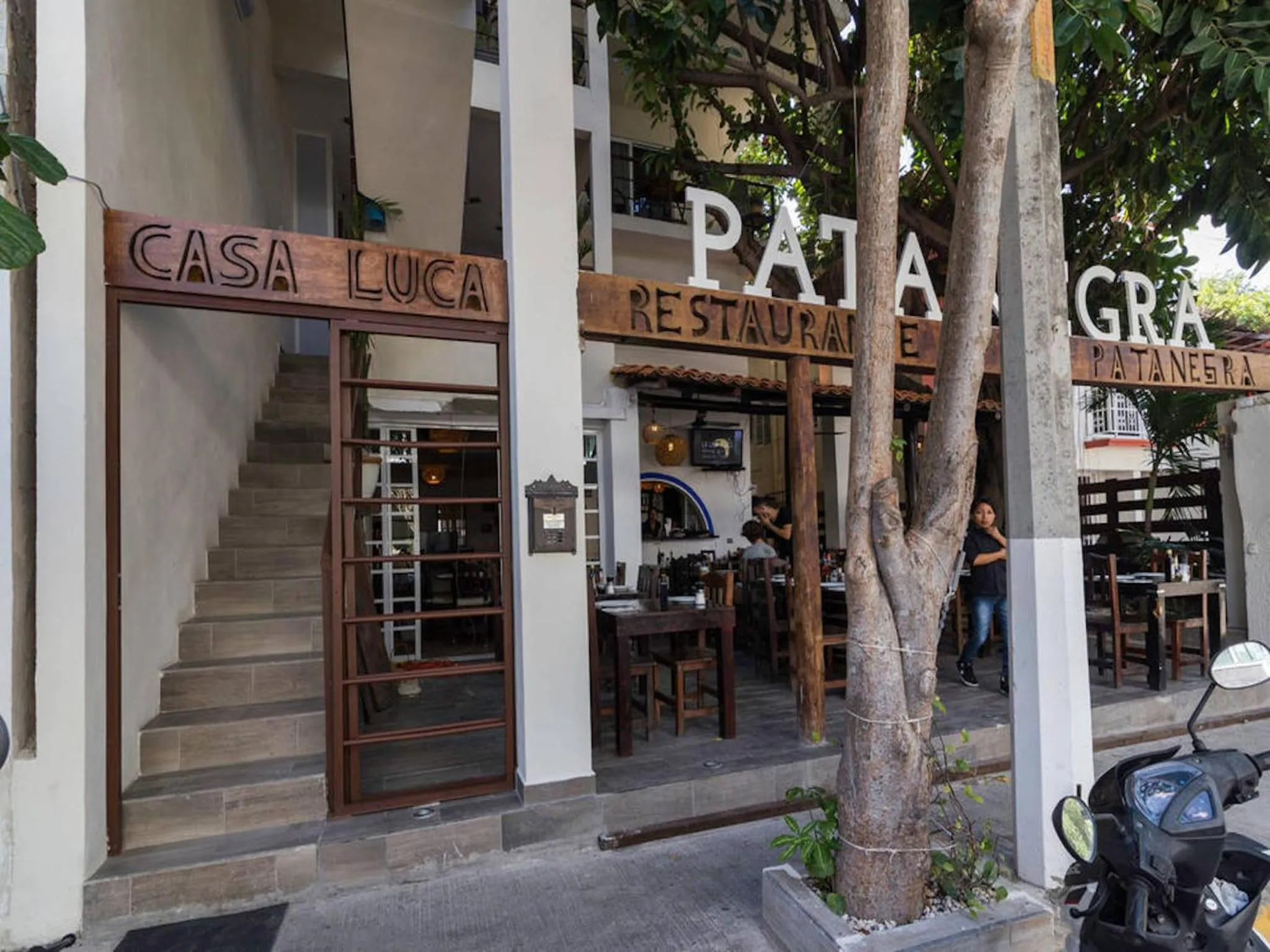 Property building in Casa Luca