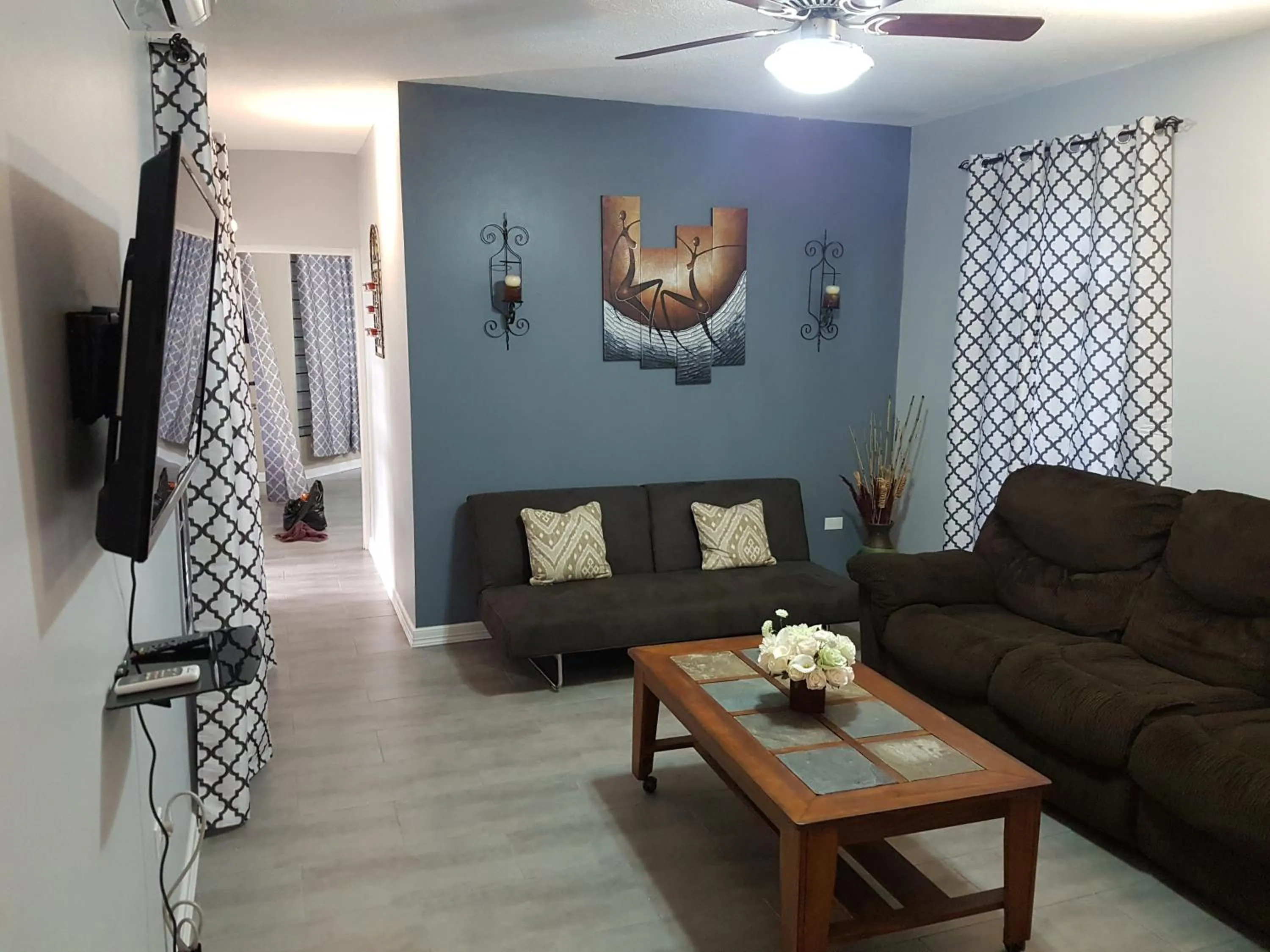 Living room in Skycastle Oasis