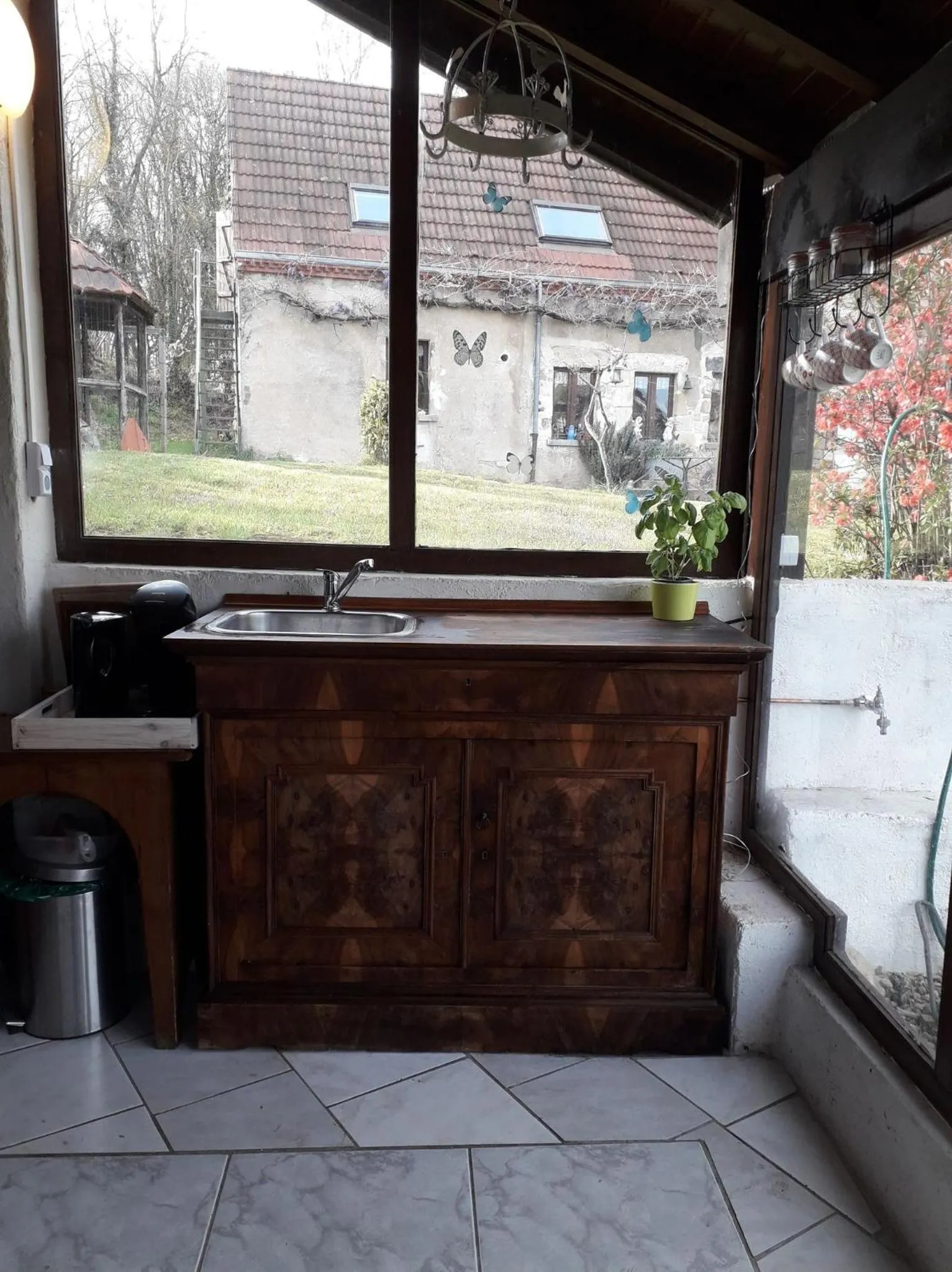 Kitchen or kitchenette in Dependance du Moulin Galuzot