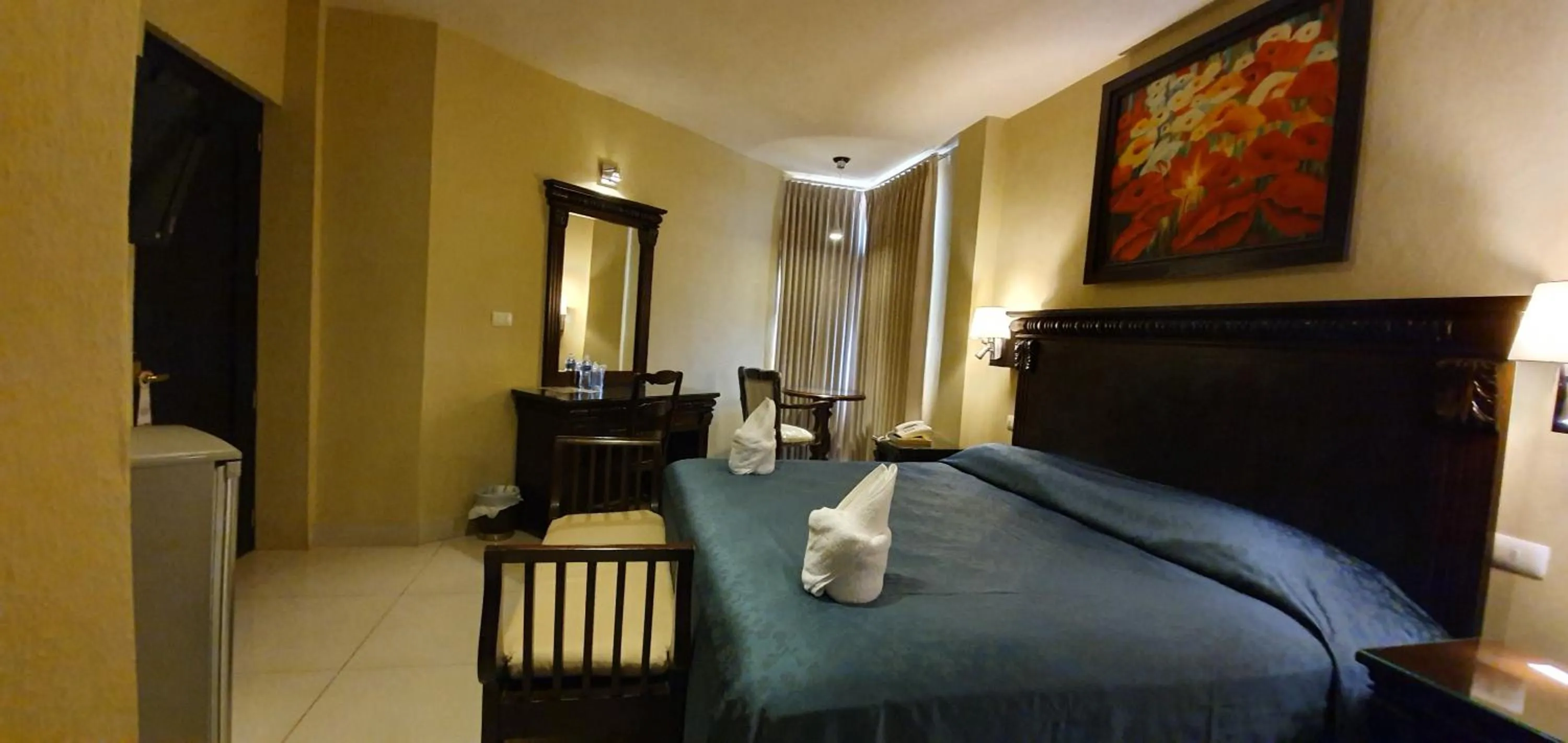 Photo of the whole room in Hotel San Francisco