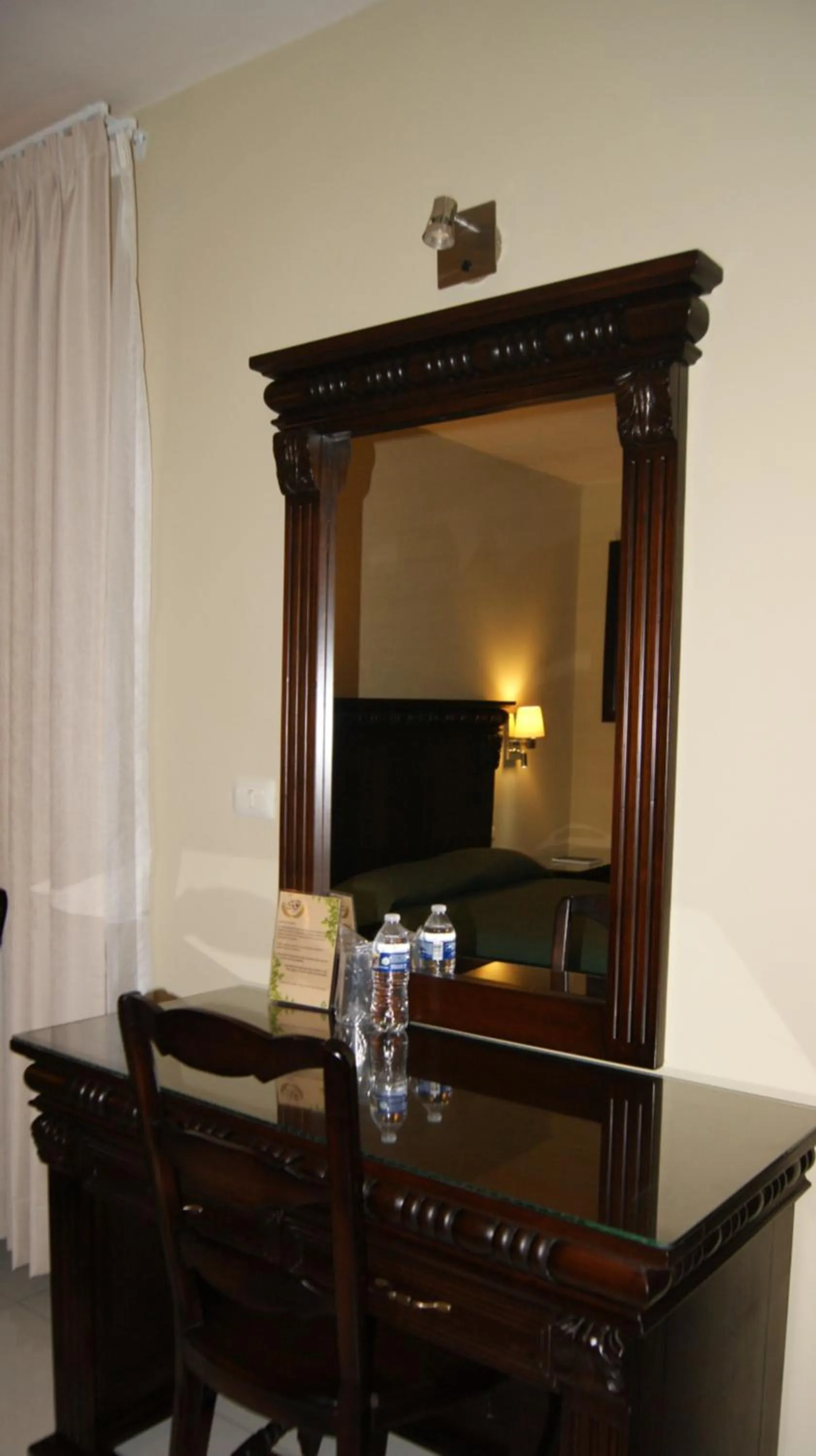 Photo of the whole room in Hotel San Francisco