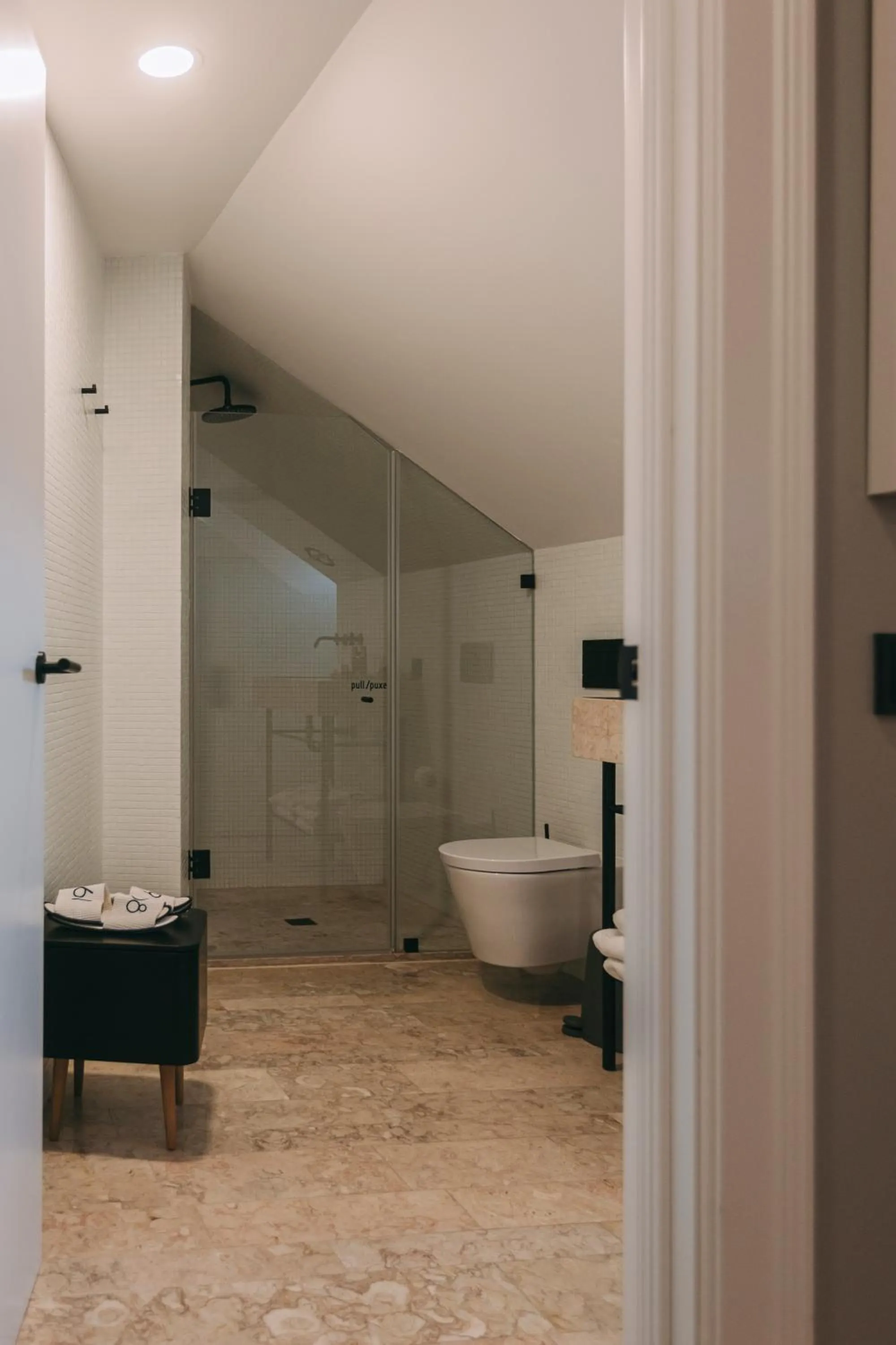 Bathroom in 1908 Lisboa Hotel