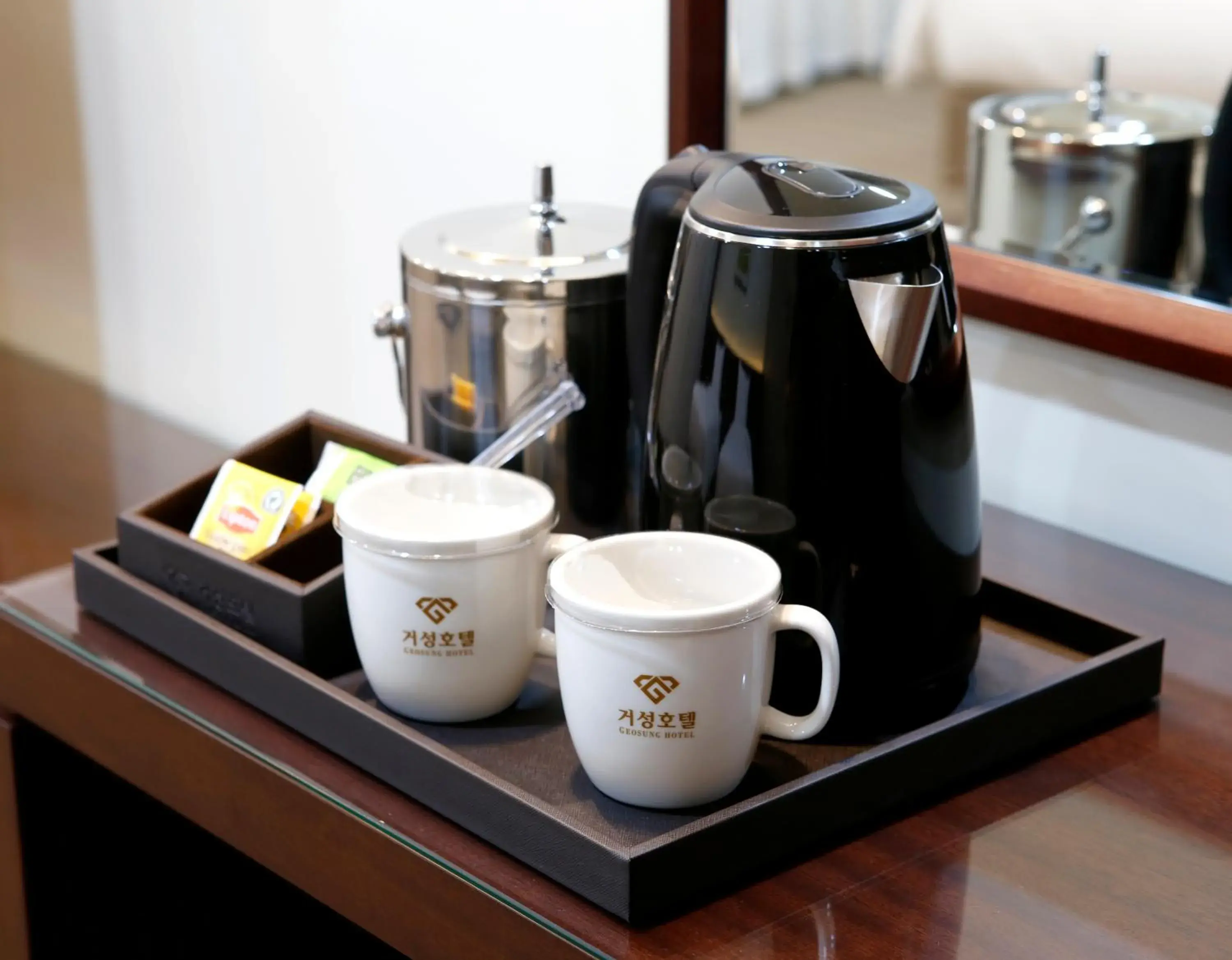 Deluxe Twin Room in Geosung Hotel Deluxe Twin Room in Geosung Hotel