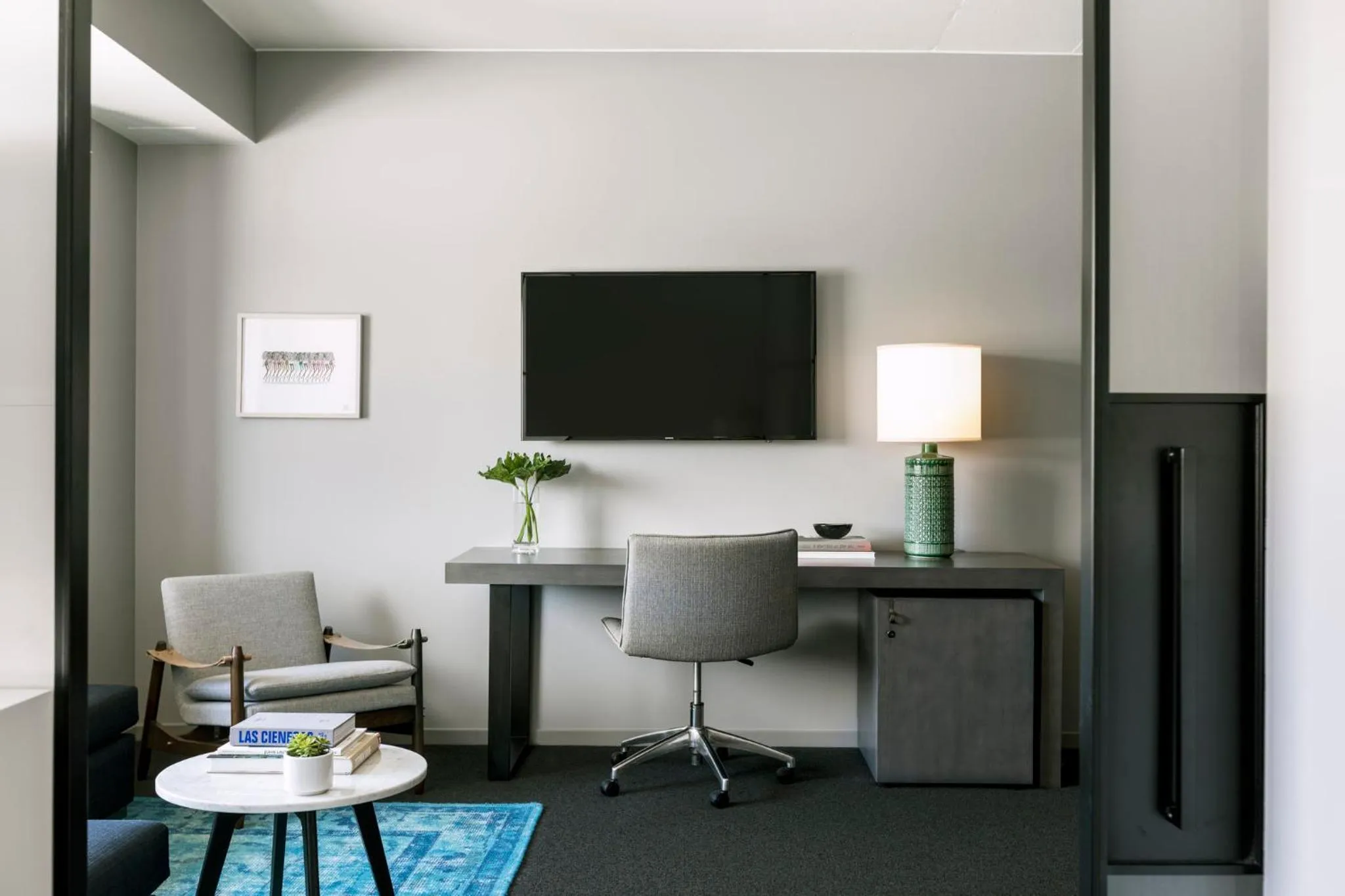 Photo of the whole room in Kimpton Everly Hotel Hollywood by IHG