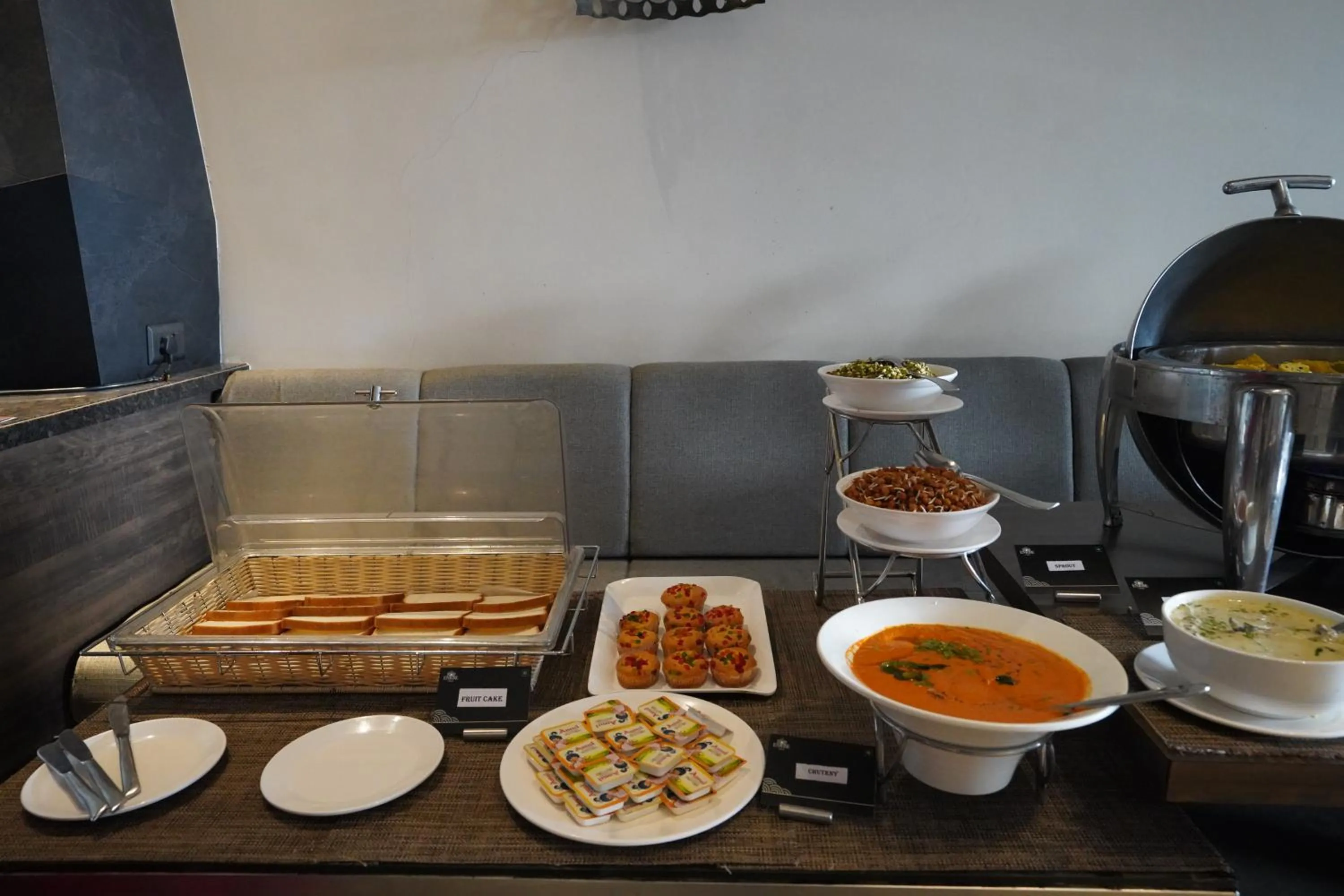 Restaurant/places to eat in Enrise By Sayaji Ahmednagar