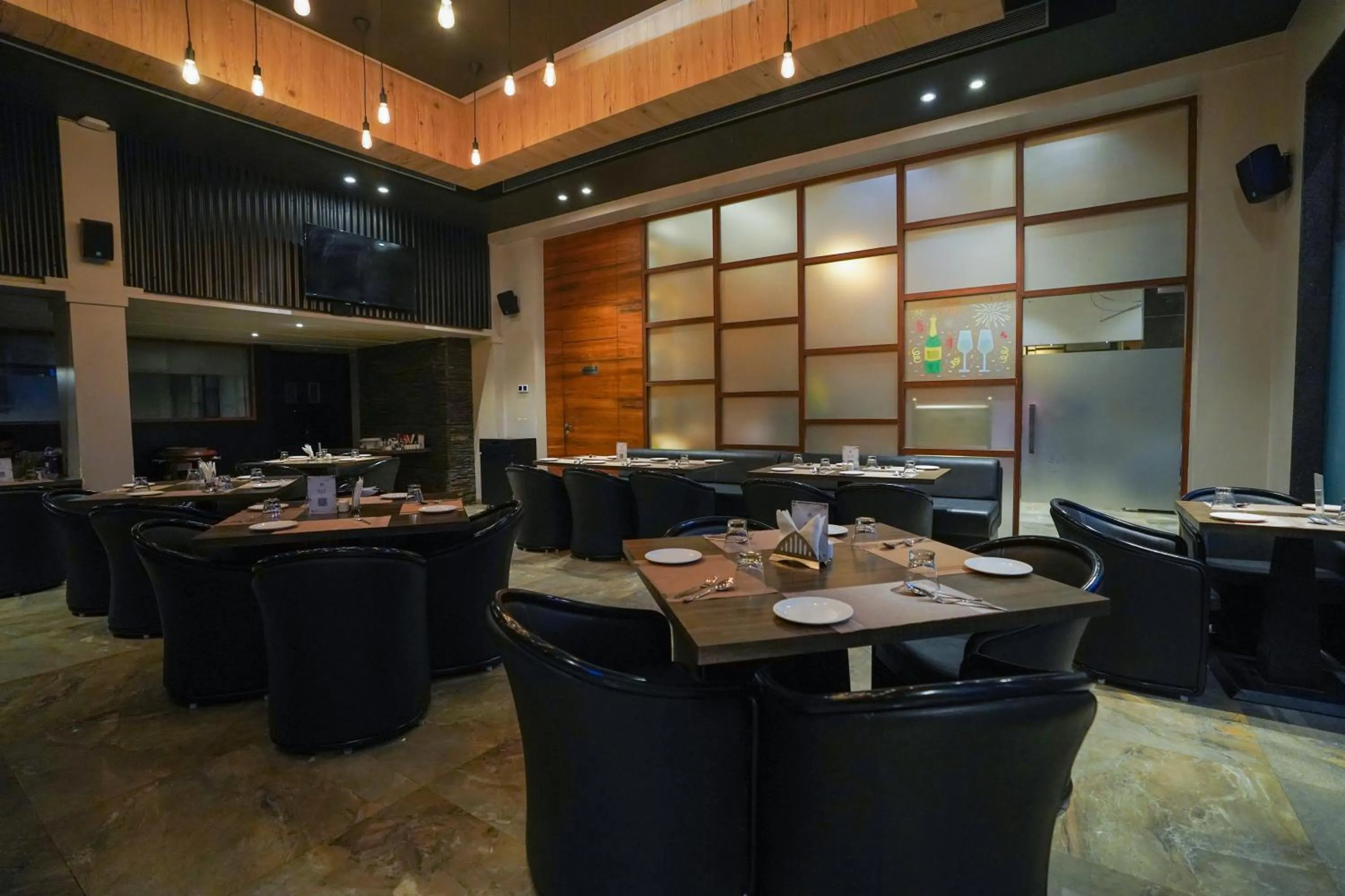 Lounge or bar in Enrise By Sayaji Ahmednagar