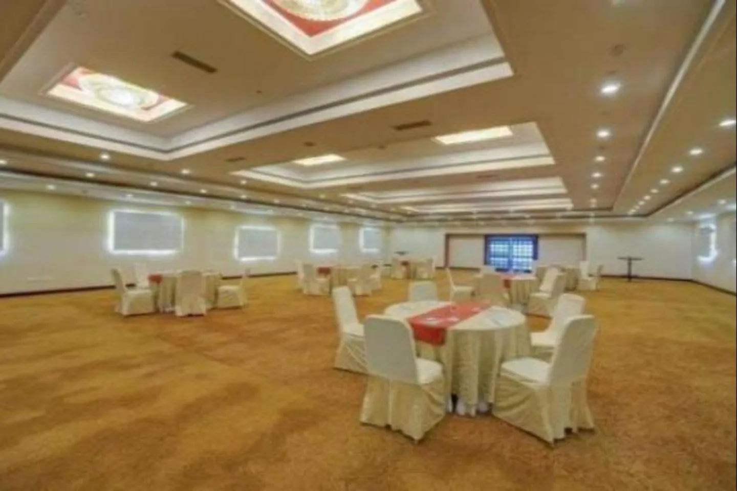 Banquet/Function facilities in Royal Sarovar Portico Siliguri