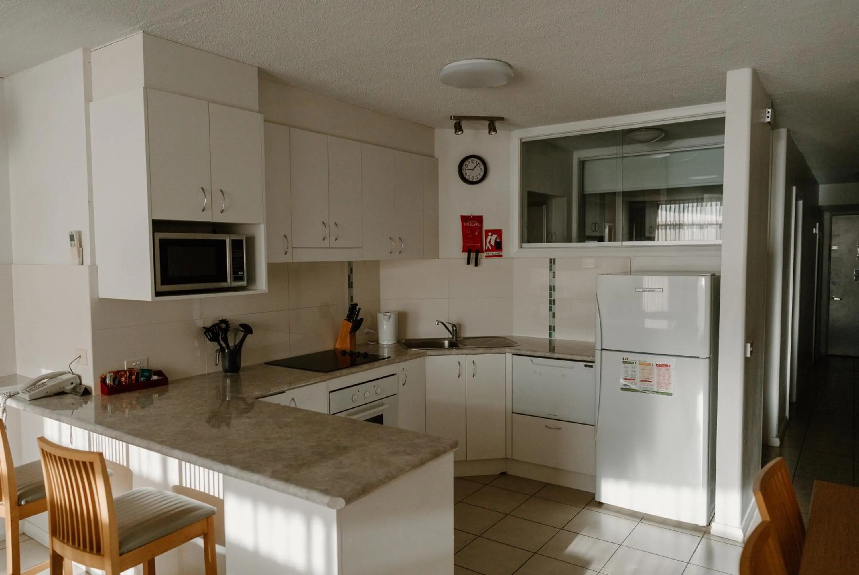 Kitchen or kitchenette in Lake Mulwala Boatel