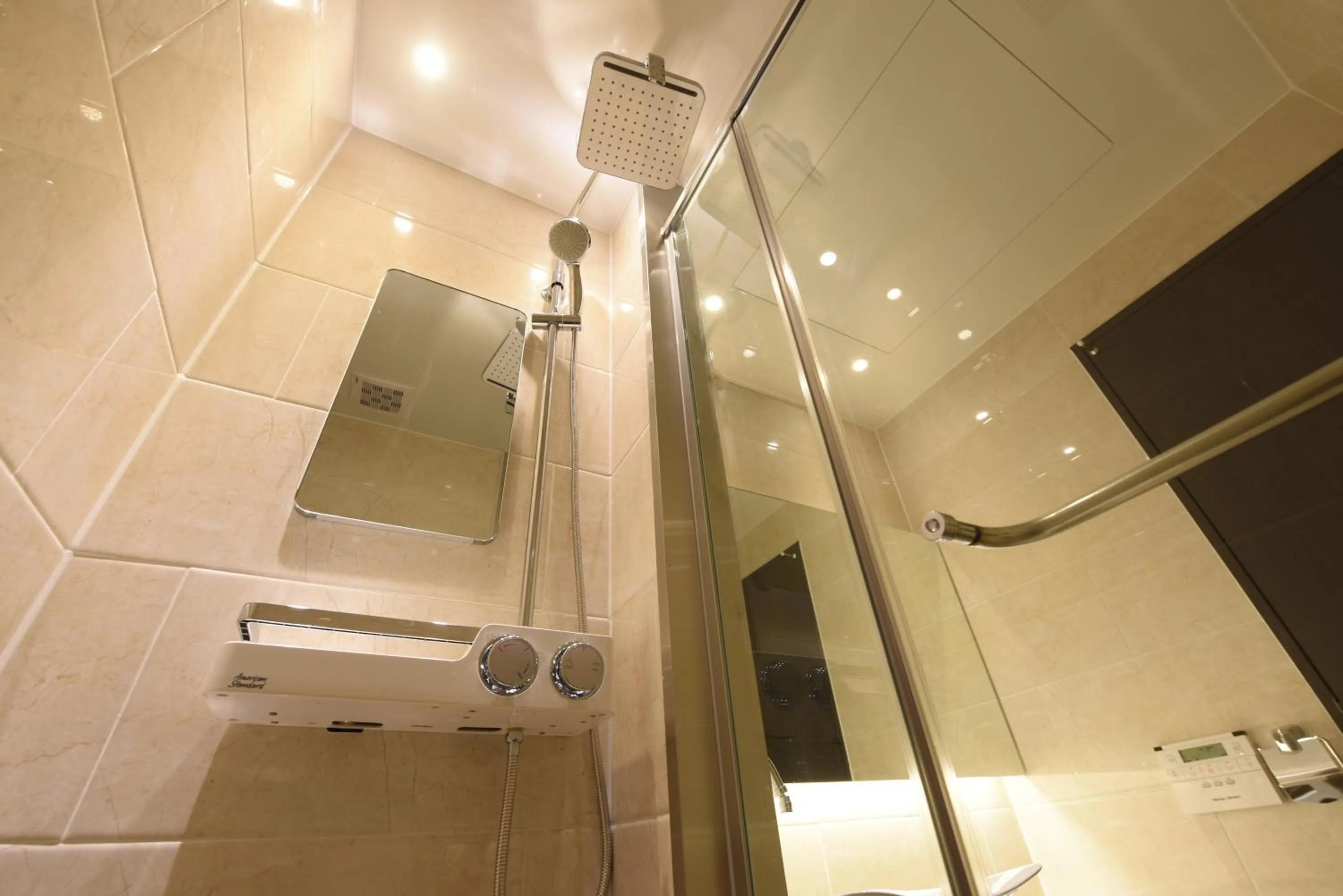 Geoje Artnouveau Suite Hotel