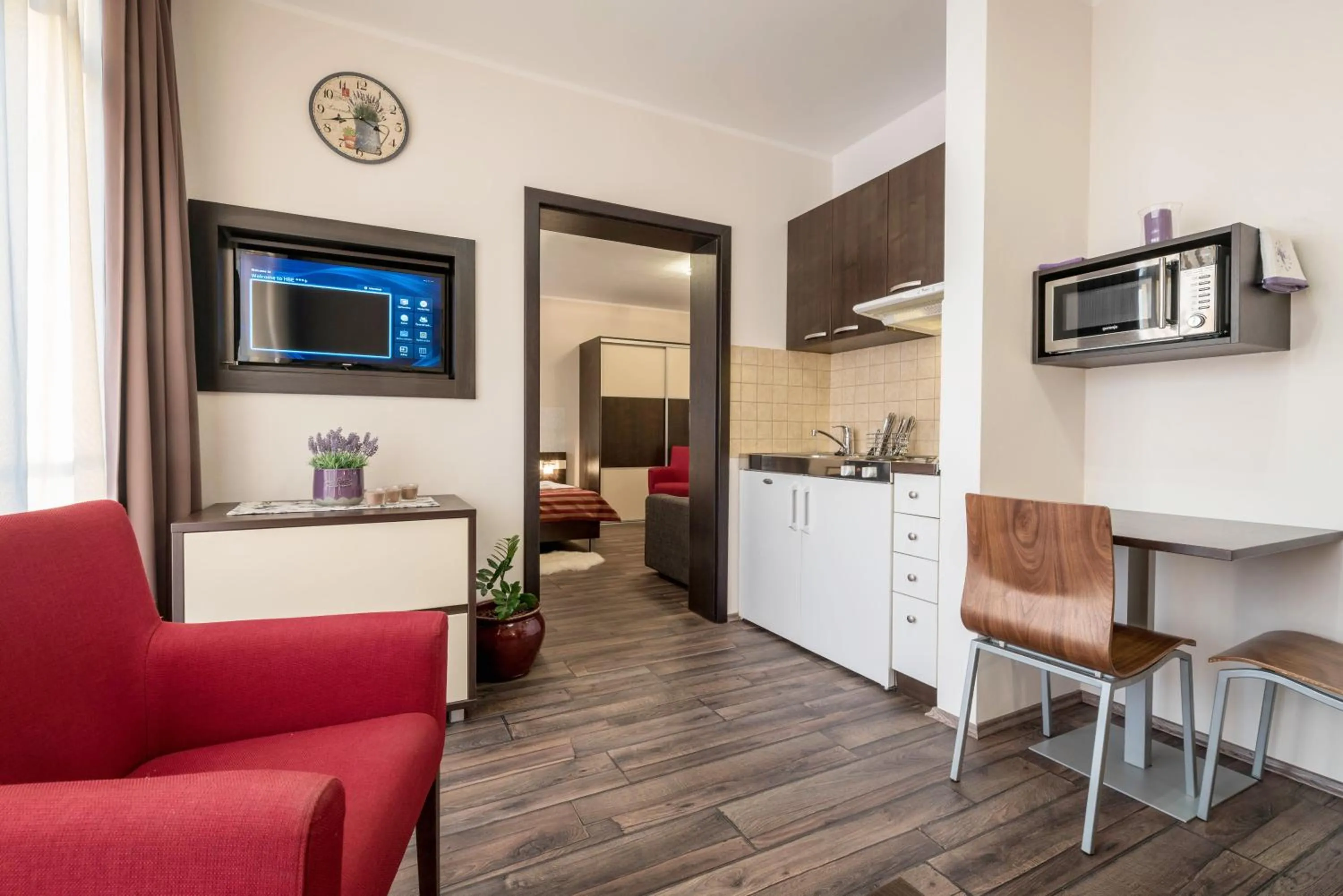 Kitchen or kitchenette in Apartman Mirka - Hotel Luka